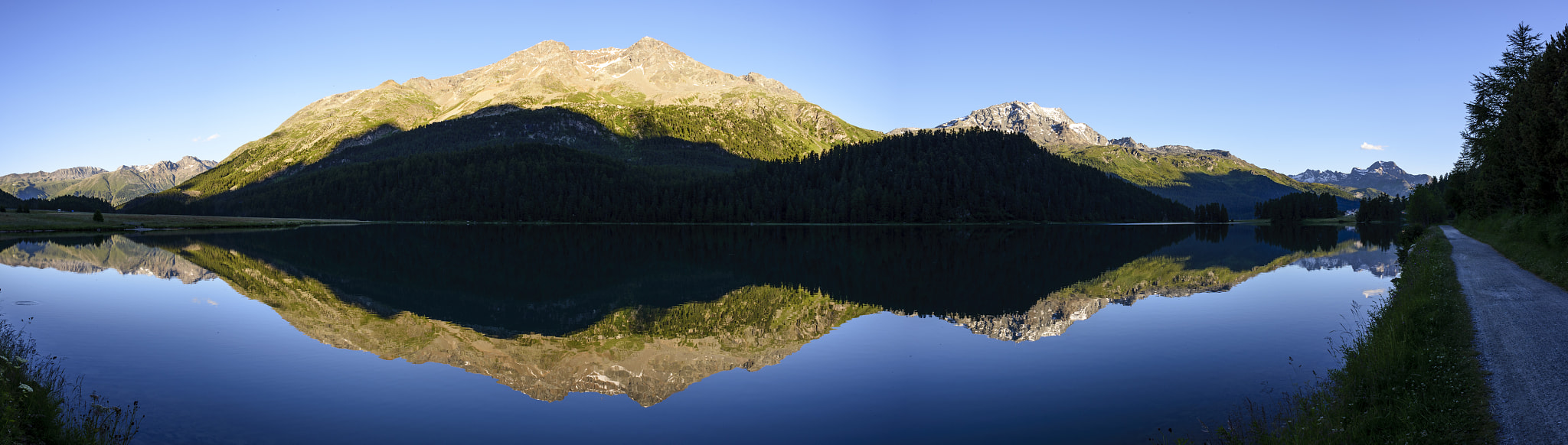 Nikon D610 + Nikon AF Nikkor 20mm F2.8D sample photo. Sunset at lake silvaplana photography