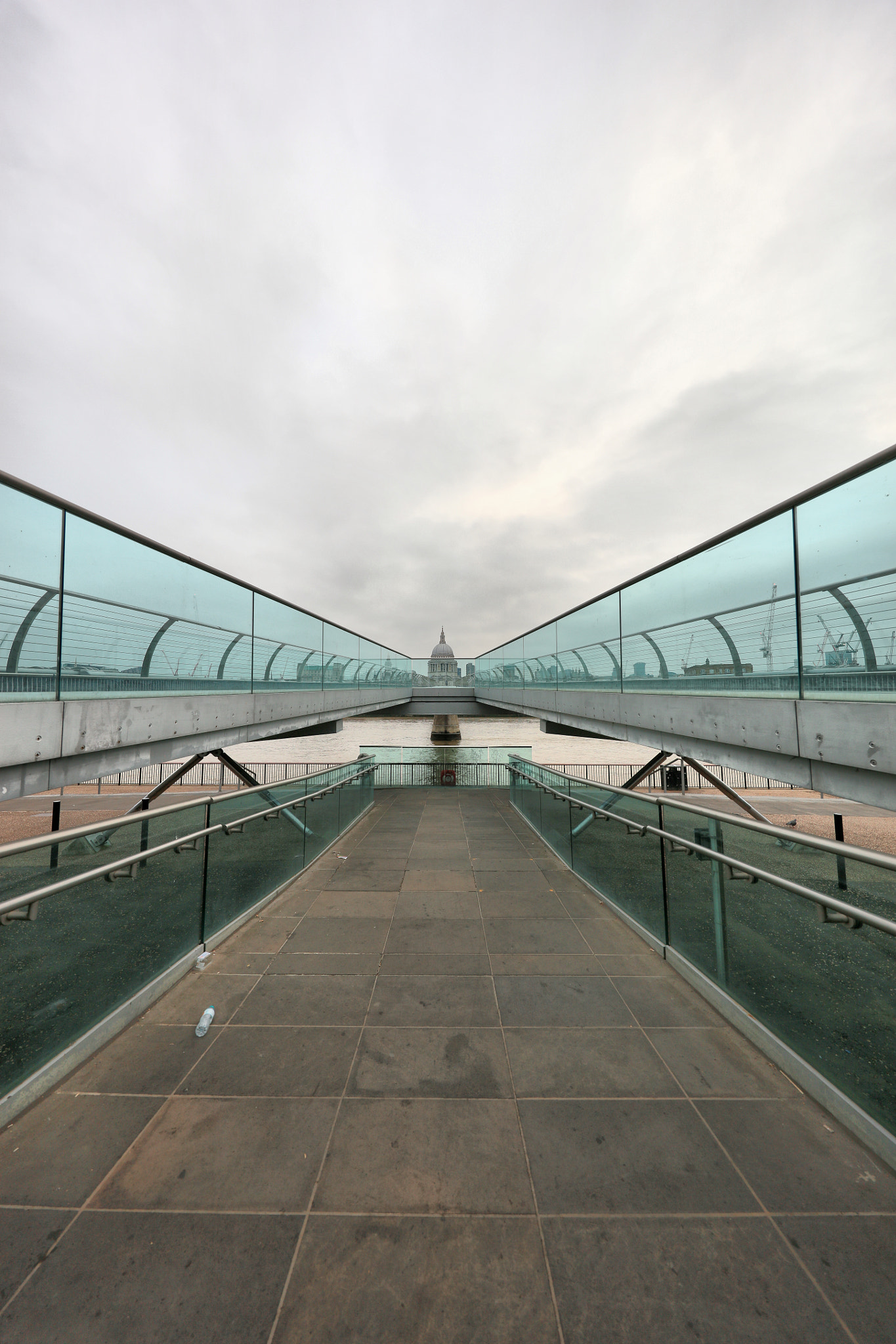 Canon EOS 5DS R + Canon EF 11-24mm F4L USM sample photo. London photography