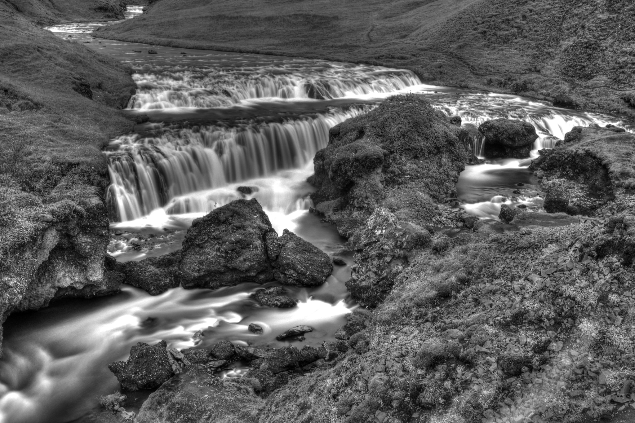 Sony Alpha NEX-7 + Sony Vario-Tessar T* E 16-70mm F4 ZA OSS sample photo. Upper skogáfoss photography