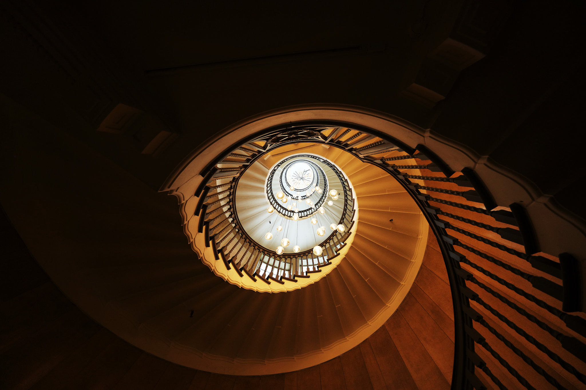 Canon EOS 5DS R + Canon EF 11-24mm F4L USM sample photo. London photography