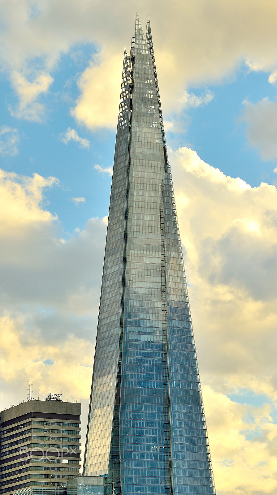 Sigma 18-200mm F3.5-6.3 DC OS HSM sample photo. The shard photography