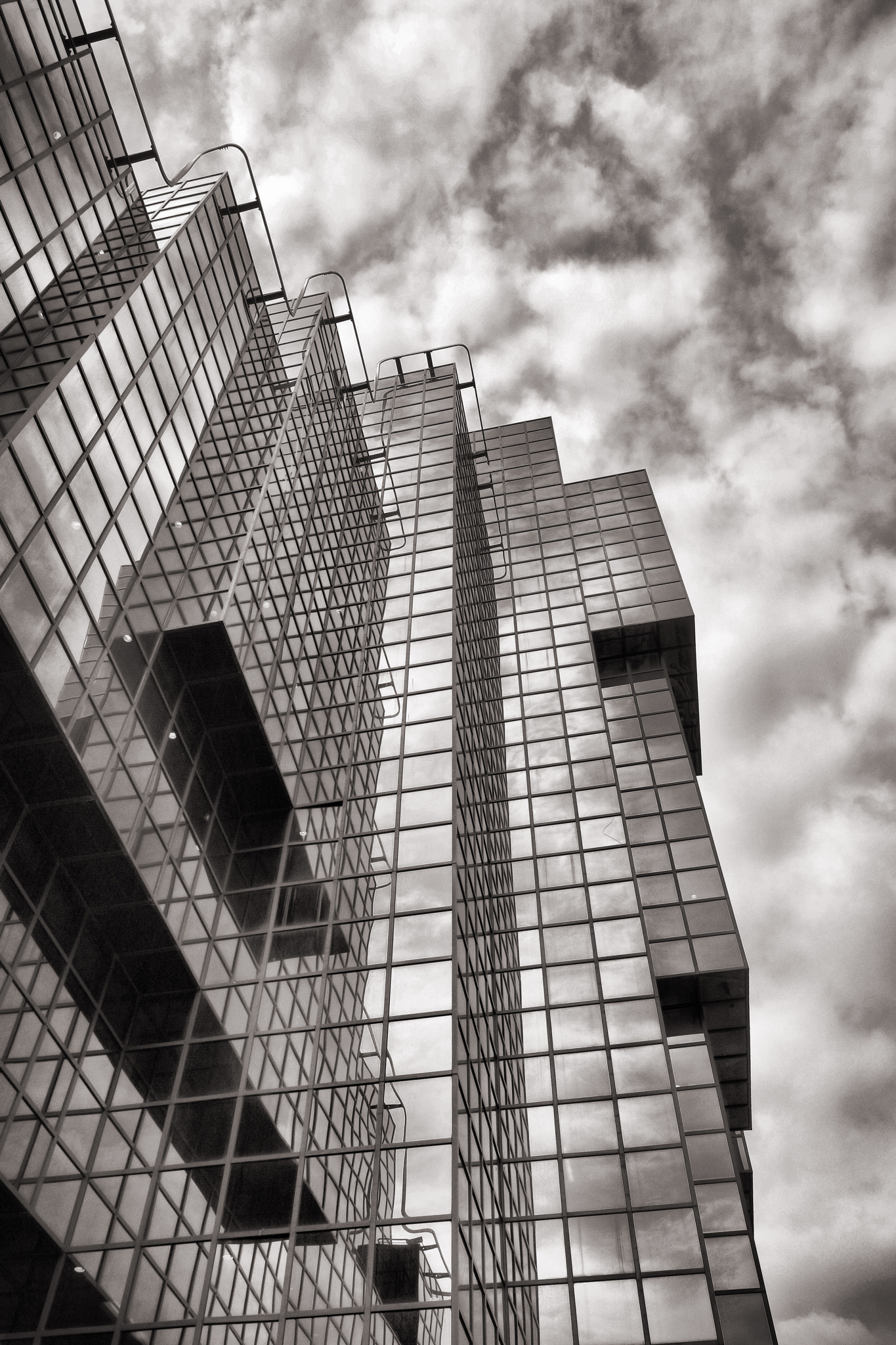 Canon EOS 5DS R + Canon EF 11-24mm F4L USM sample photo. London photography
