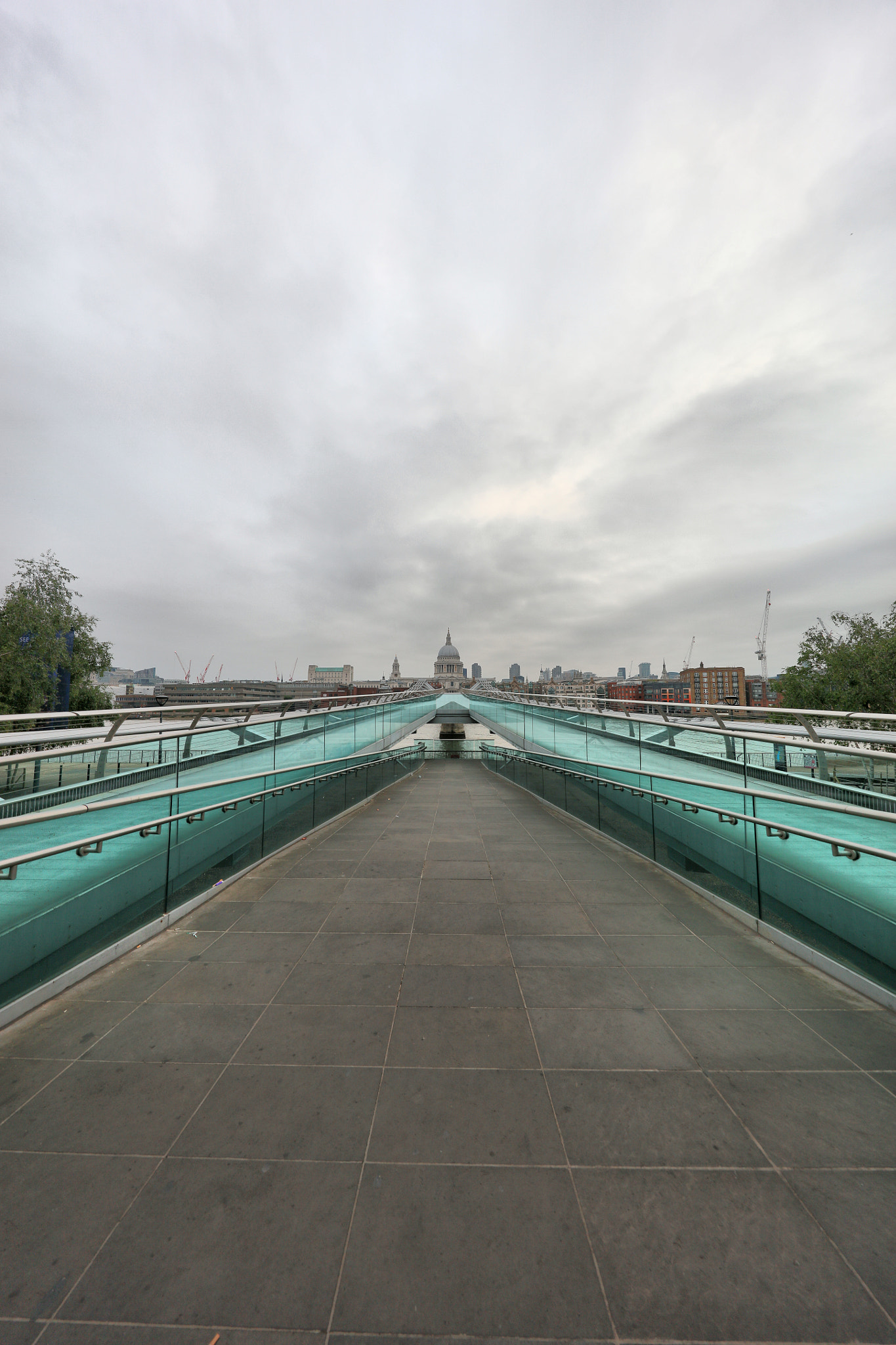 Canon EOS 5DS R + Canon EF 11-24mm F4L USM sample photo. London photography