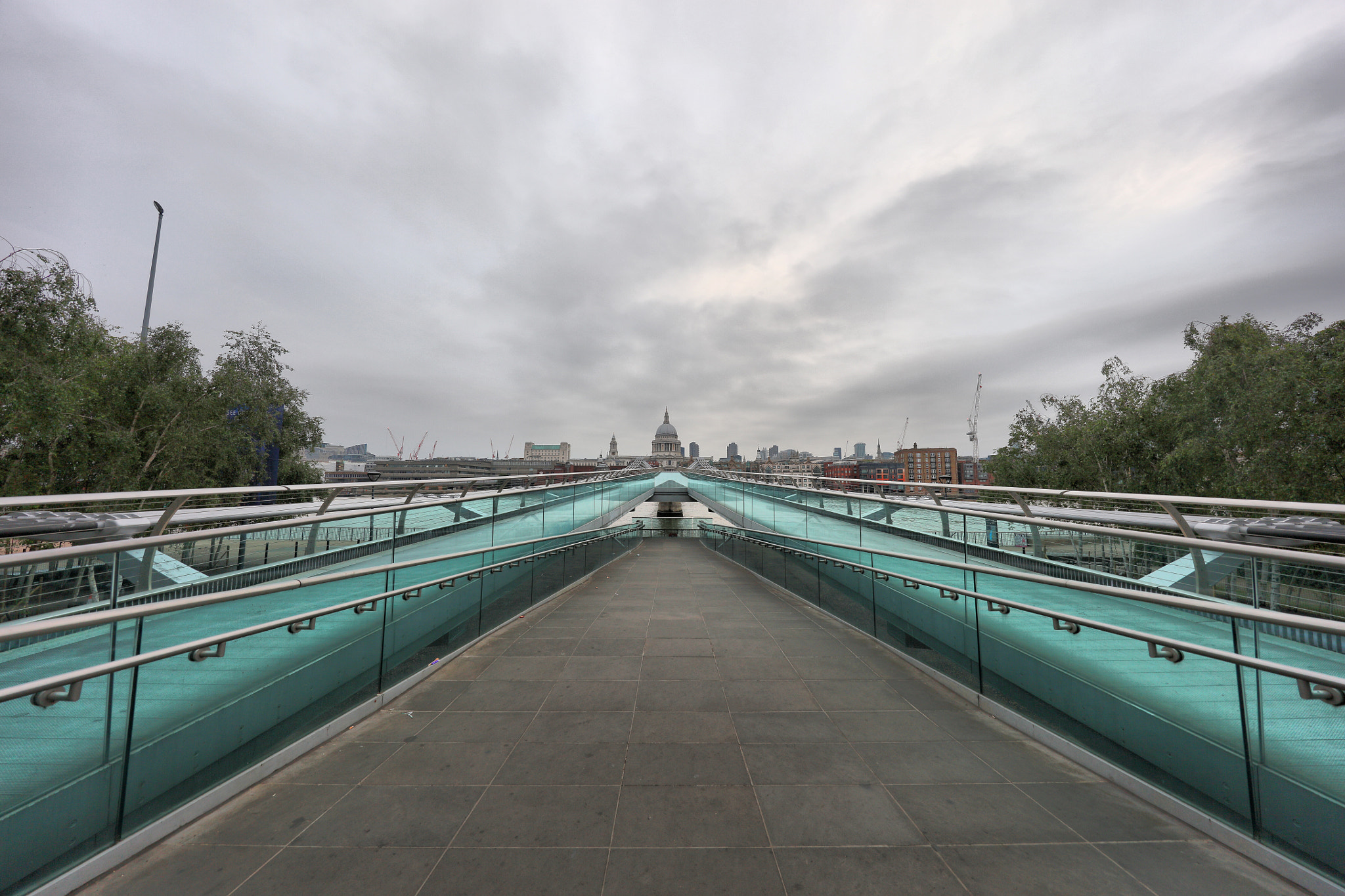 Canon EOS 5DS R + Canon EF 11-24mm F4L USM sample photo. London photography
