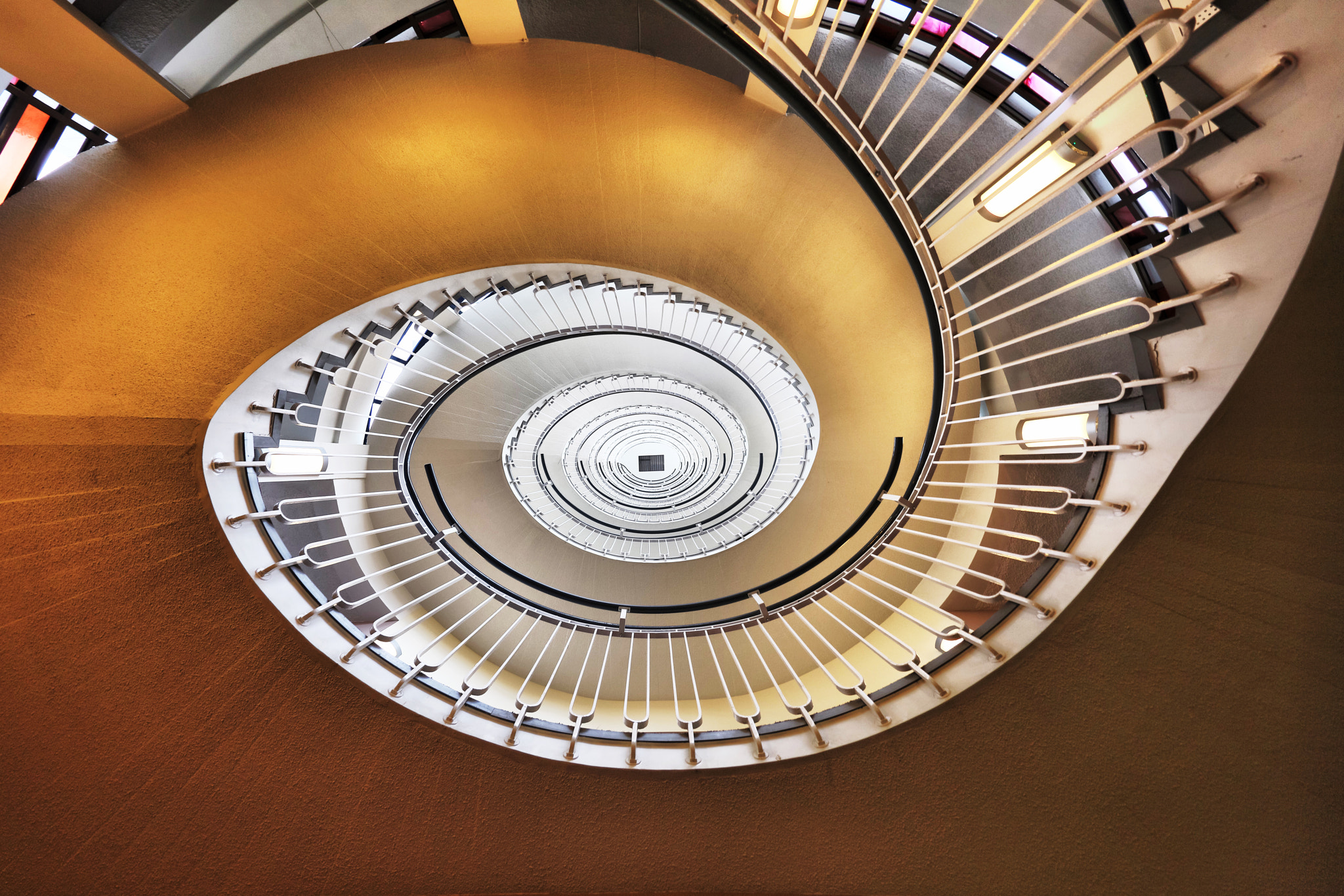 Canon EOS 5DS R + Canon EF 11-24mm F4L USM sample photo. London photography