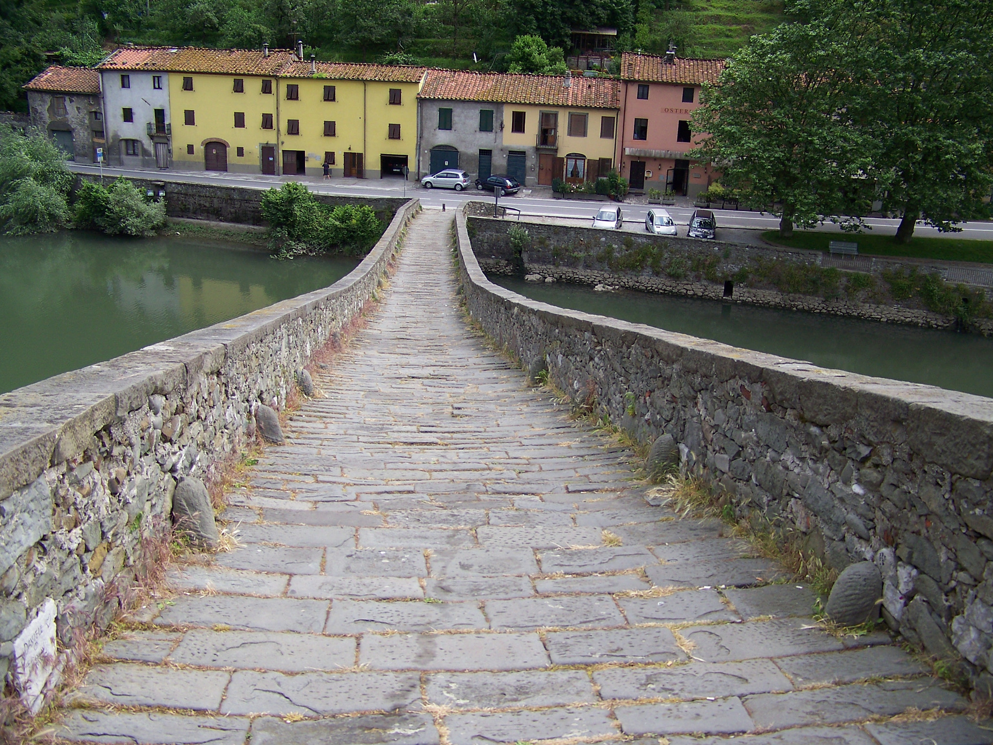 Kodak Z712 IS ZOOM DIGITAL CAMERA sample photo. Ponte del diavolo photography