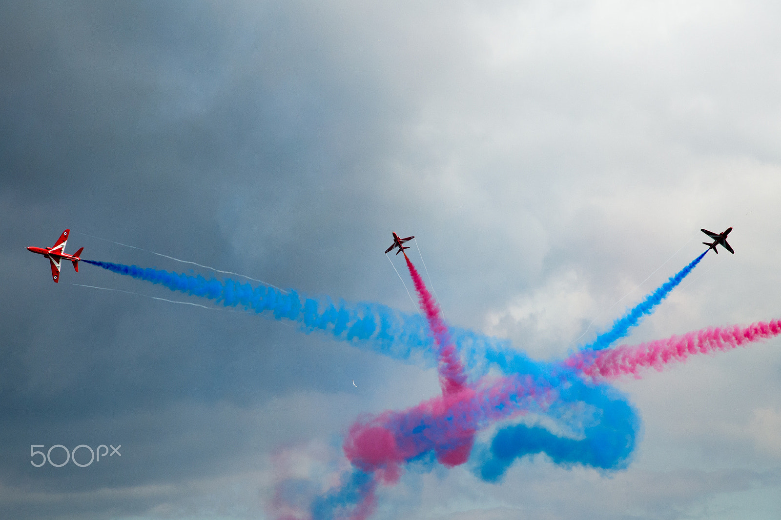 Nikon D3100 sample photo. Red arrows photography