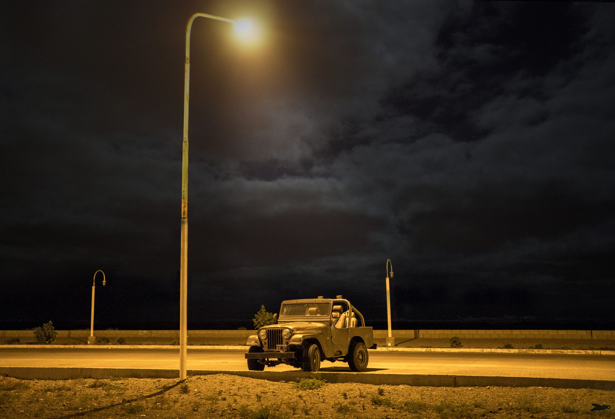 Sony a6300 + Sony Sonnar T* E 24mm F1.8 ZA sample photo. Ojala no llueva photography