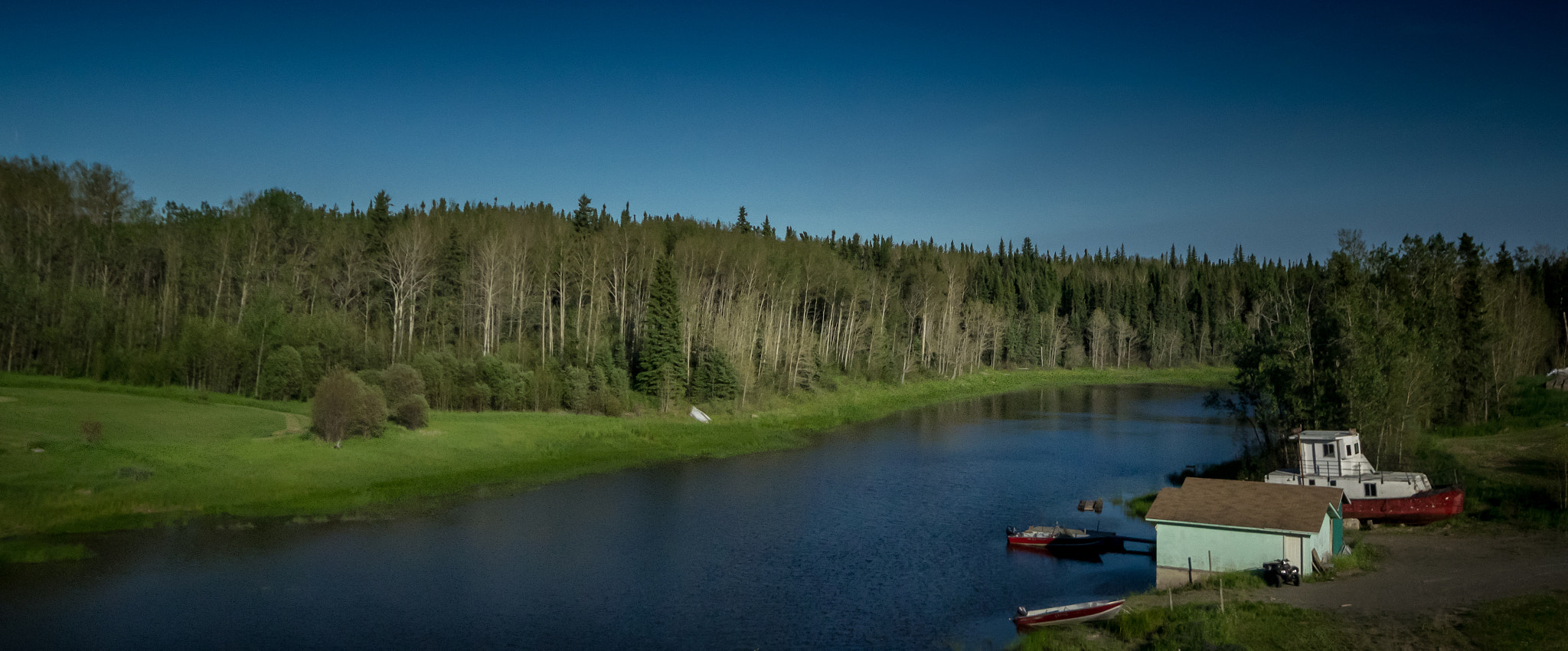 Sigma AF 10-20mm F4-5.6 EX DC sample photo. Boreal forest river scene photography