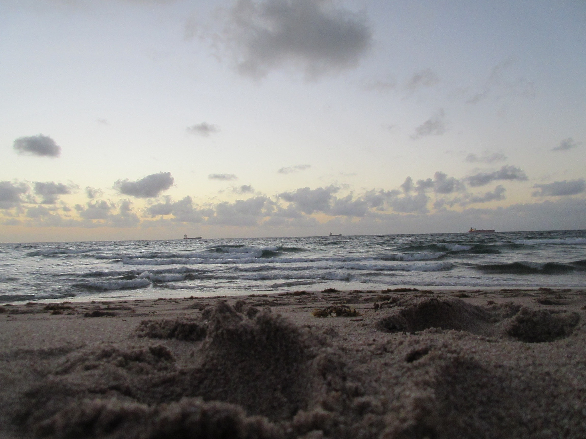 Canon PowerShot ELPH 340 HS (IXUS 265 HS / IXY 630) sample photo. Fort lauderdale 2016 photography