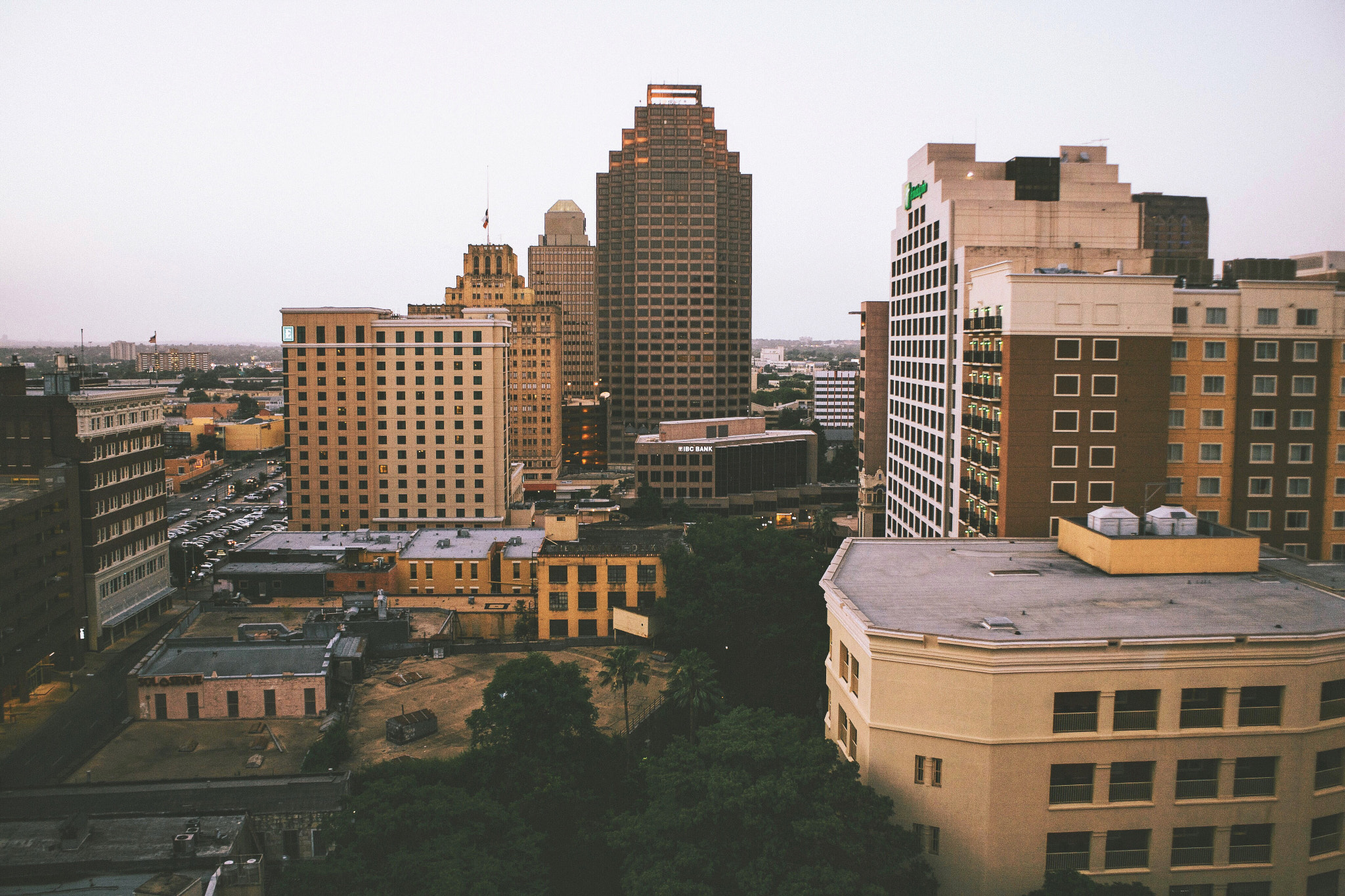 Canon EF 28-80mm f/3.5-5.6 USM IV sample photo. My city photography