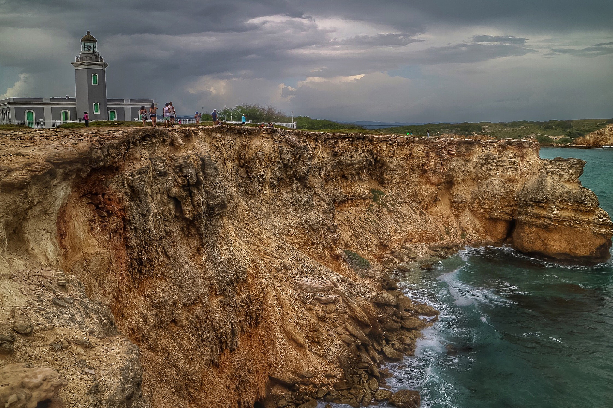 Canon EOS M3 + Canon EF-M 18-55mm F3.5-5.6 IS STM sample photo. Cabo rojo light house photography