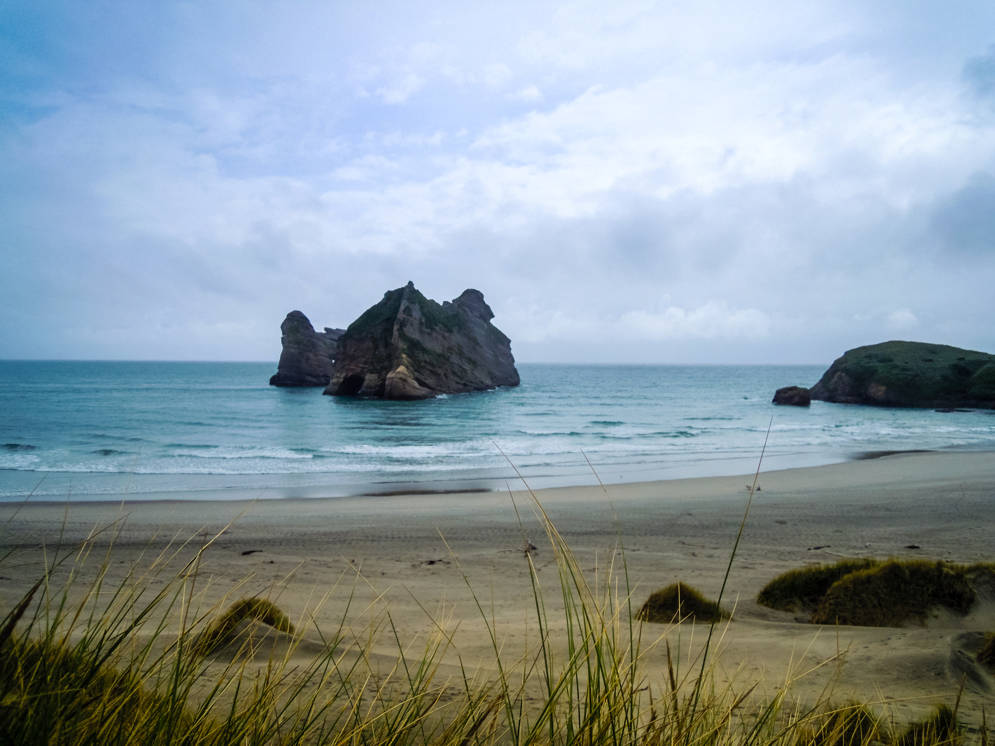 Nikon Coolpix S5100 sample photo. Wharariki beach photography
