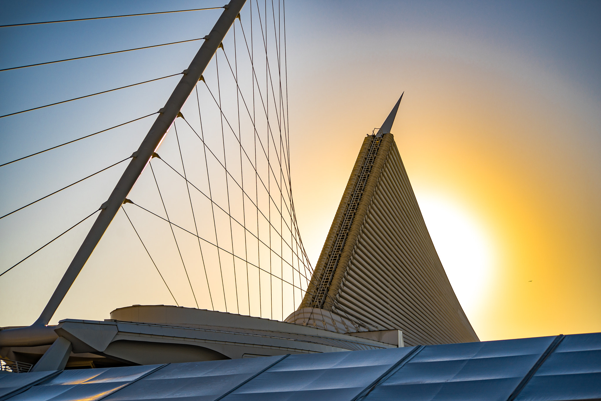 Sigma 70-300mm F4-5.6 APO DG Macro sample photo. Sunrise behind the art museum photography
