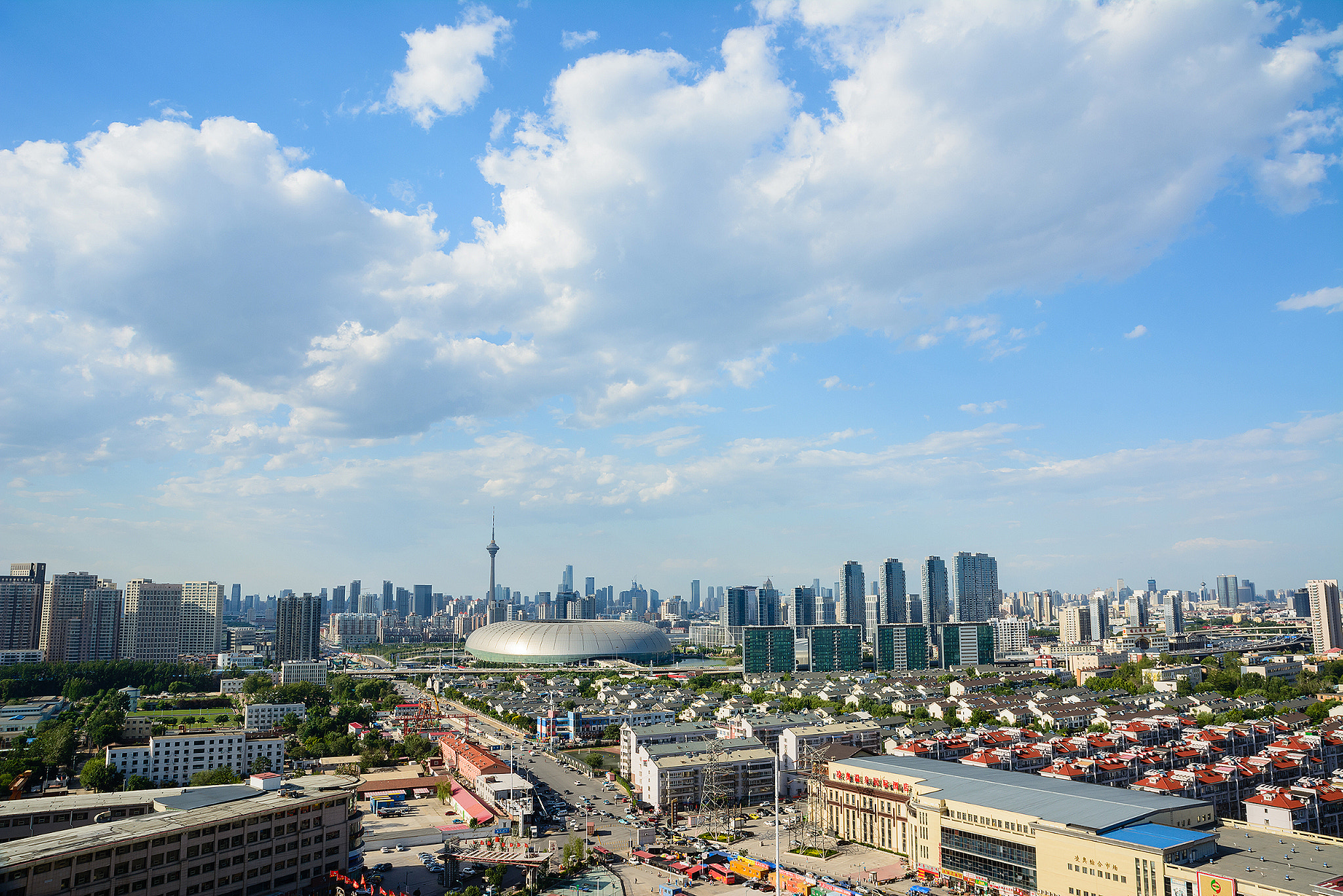 Nikon D5200 + Tamron SP AF 17-50mm F2.8 XR Di II VC LD Aspherical (IF) sample photo. Cityscape of  tianjin city china in daytime. photography