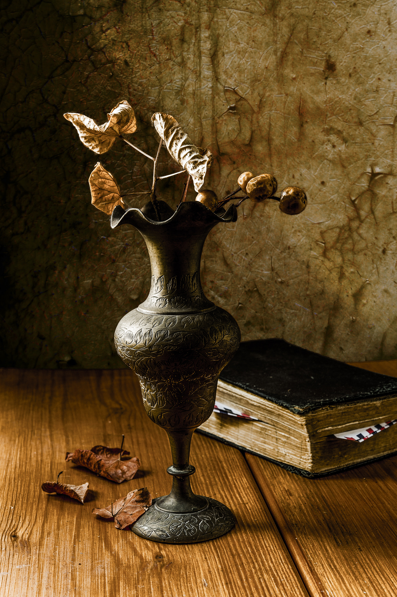 Nikon AF-S Micro-Nikkor 60mm F2.8G ED sample photo. Still life. letter as a bookmark in a book photography