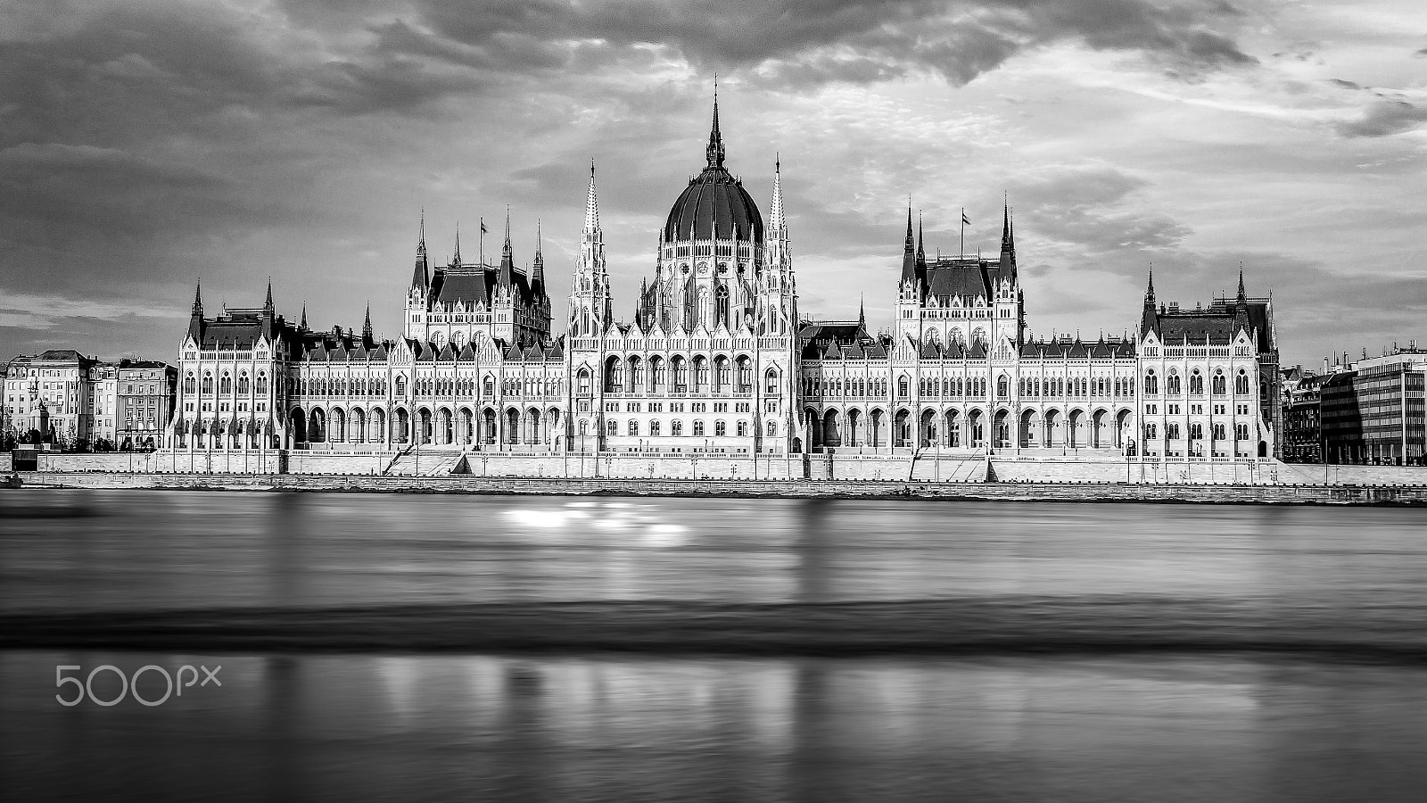 Panasonic Lumix DMC-GH3 sample photo. Budapest black and white photography
