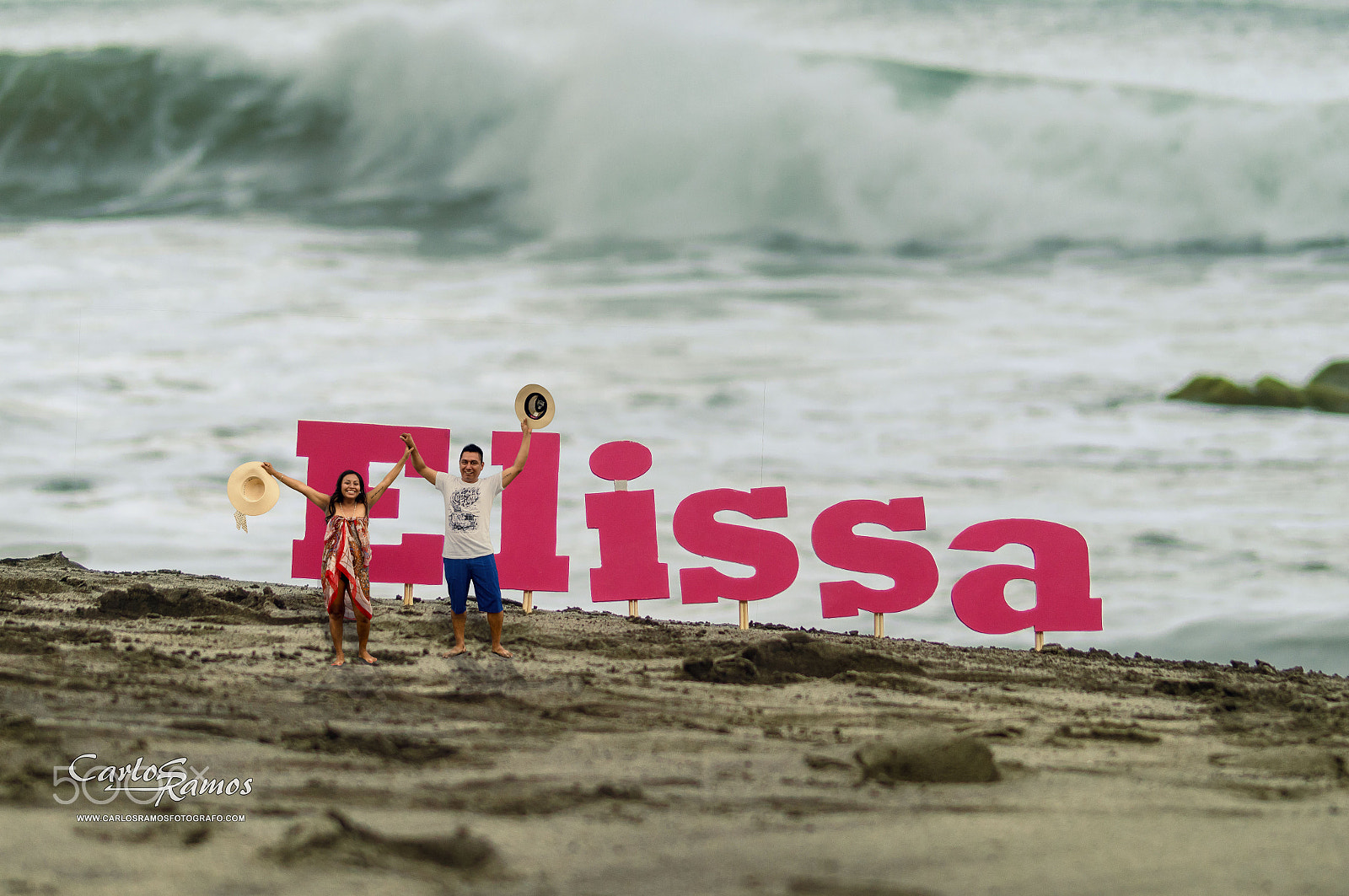 Sony 75-300mm F4.5-5.6 sample photo. Waiting for elissa photography