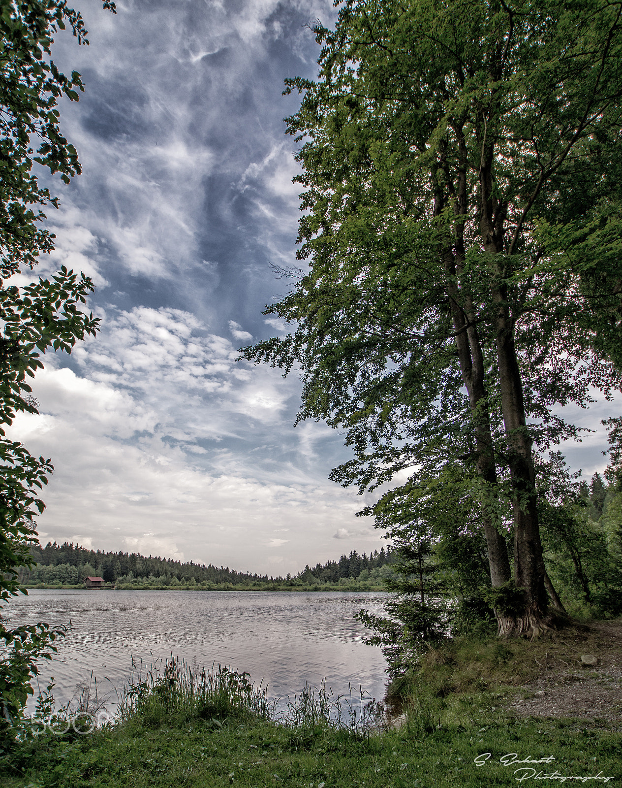 Sony SLT-A58 + Sony DT 11-18mm F4.5-5.6 sample photo. Lake photography