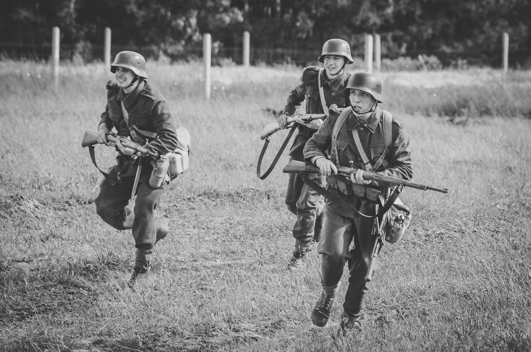 Pentax K-5 + Pentax smc DA* 60-250mm F4.0 ED (IF) SDM sample photo. Wwii soldiers #4 photography