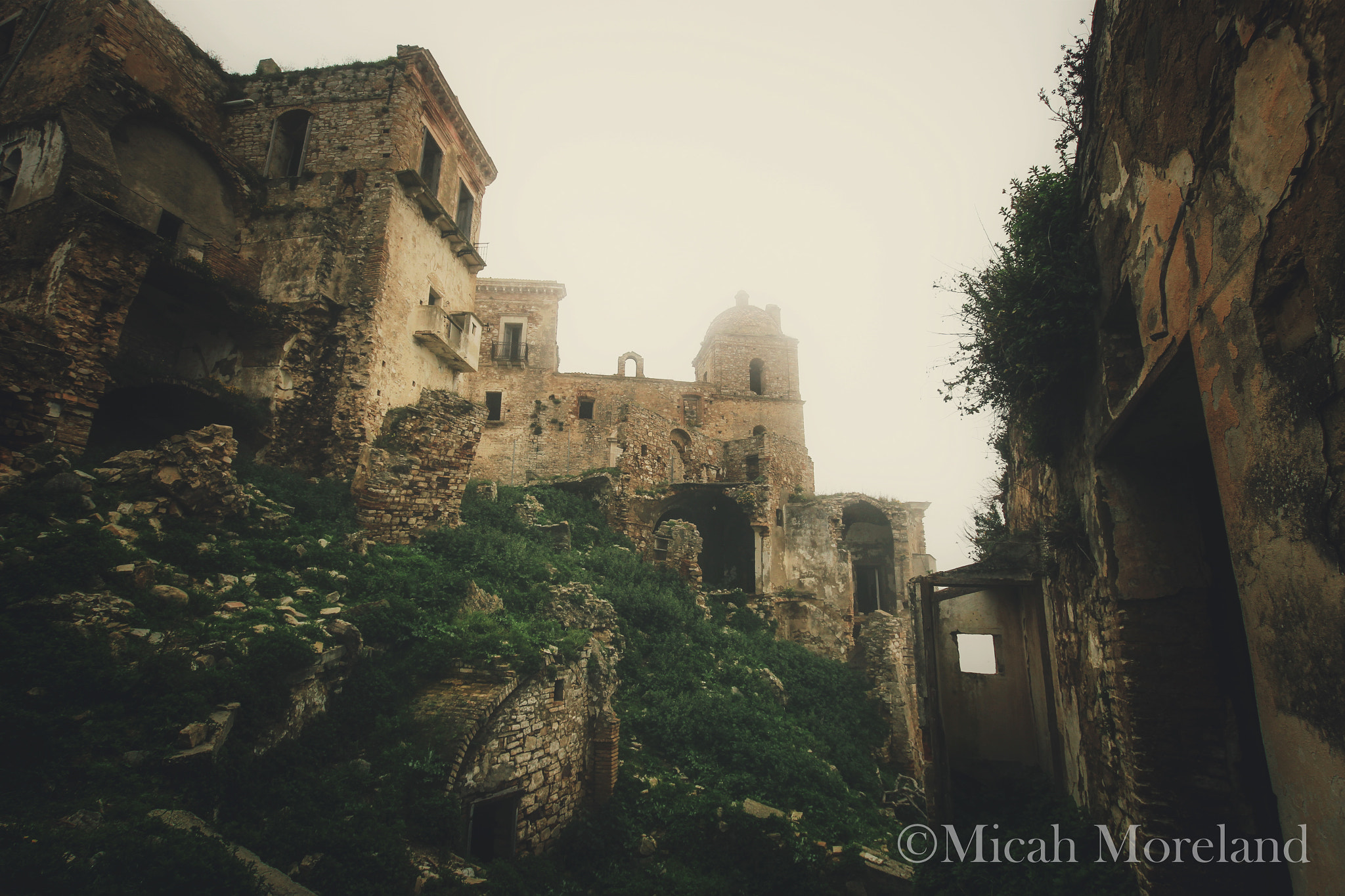 Canon EOS 100D (EOS Rebel SL1 / EOS Kiss X7) sample photo. Craco photography