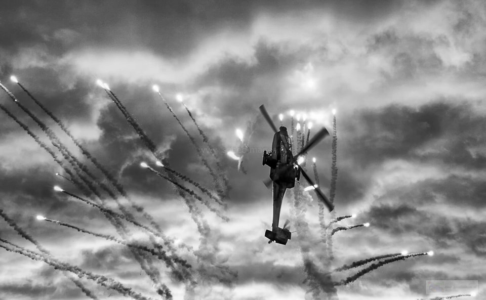 Canon EF 200mm F2.8L II USM sample photo. Bad skies photography