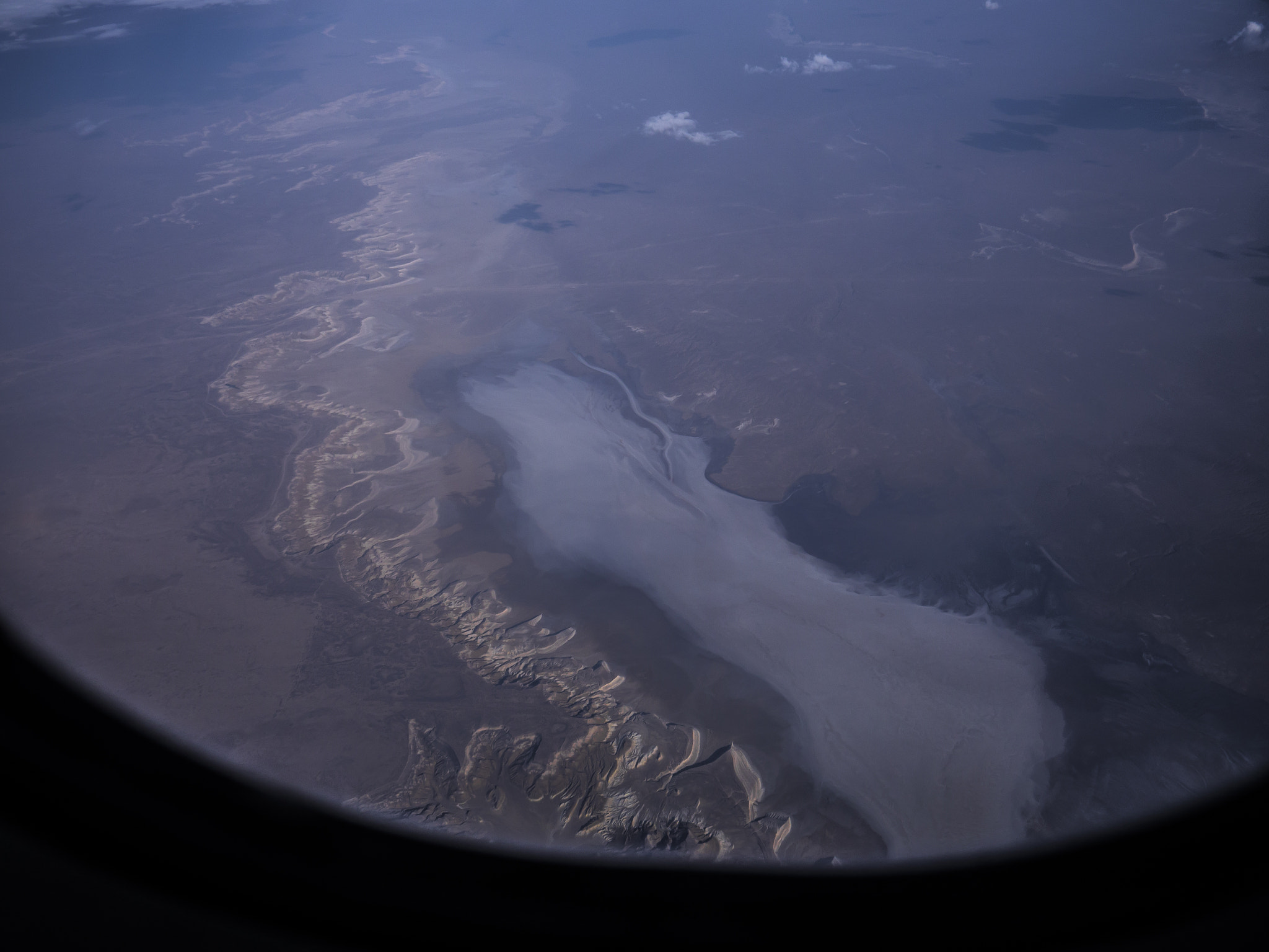 Panasonic Lumix DMC-GH2 sample photo. Flying over uzbekistan photography