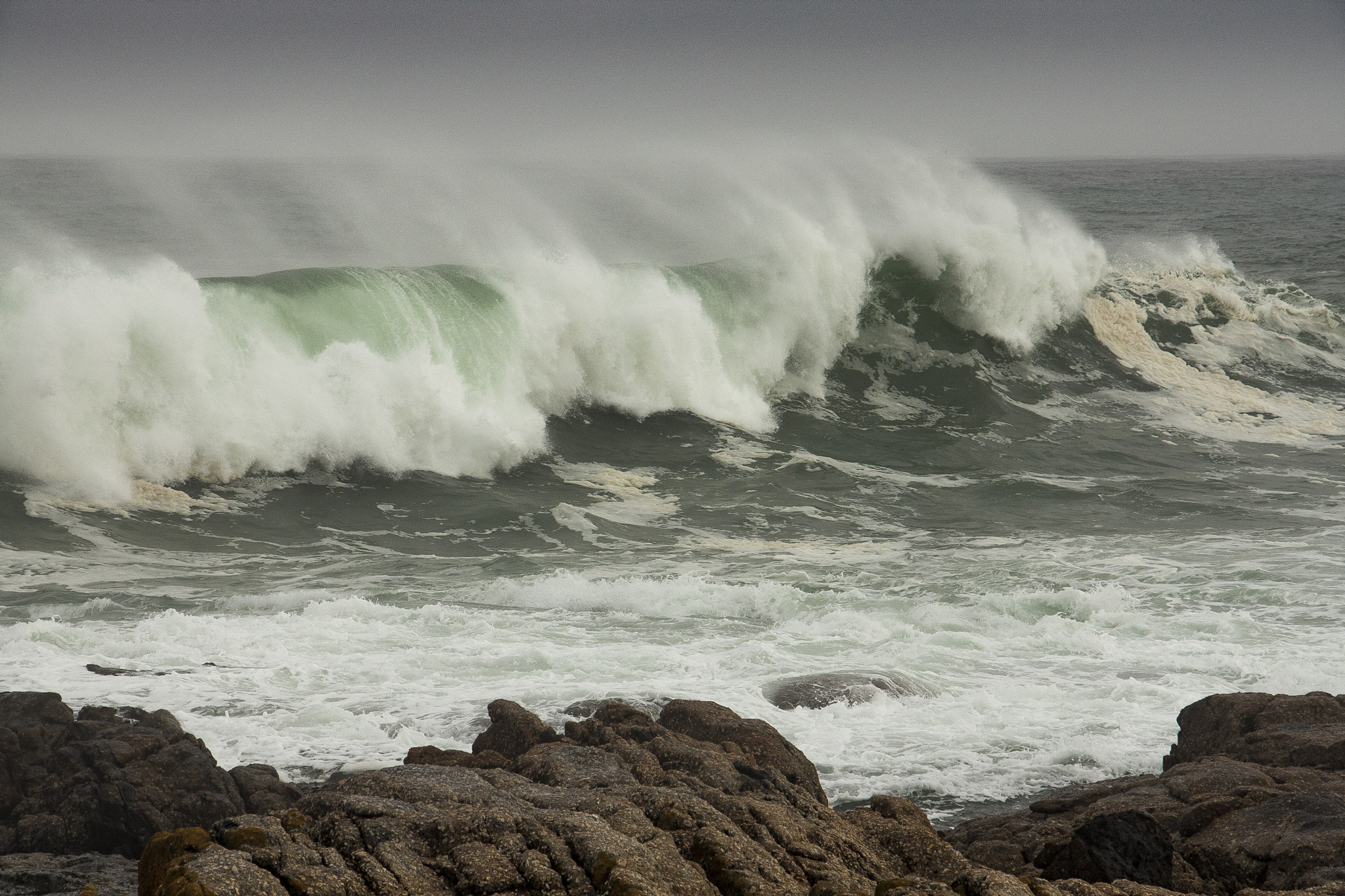 Canon EOS 450D (EOS Rebel XSi / EOS Kiss X2) sample photo. Peter nichol atlantic storm photography