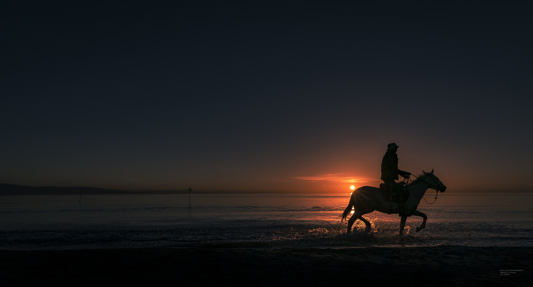 Sony a7R II + Canon EF 11-24mm F4L USM sample photo. Riding home photography