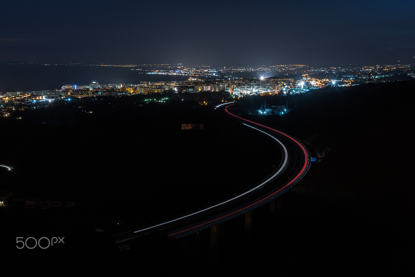 Sony a7S II + Sony Sonnar T* FE 55mm F1.8 ZA sample photo. Night city photography