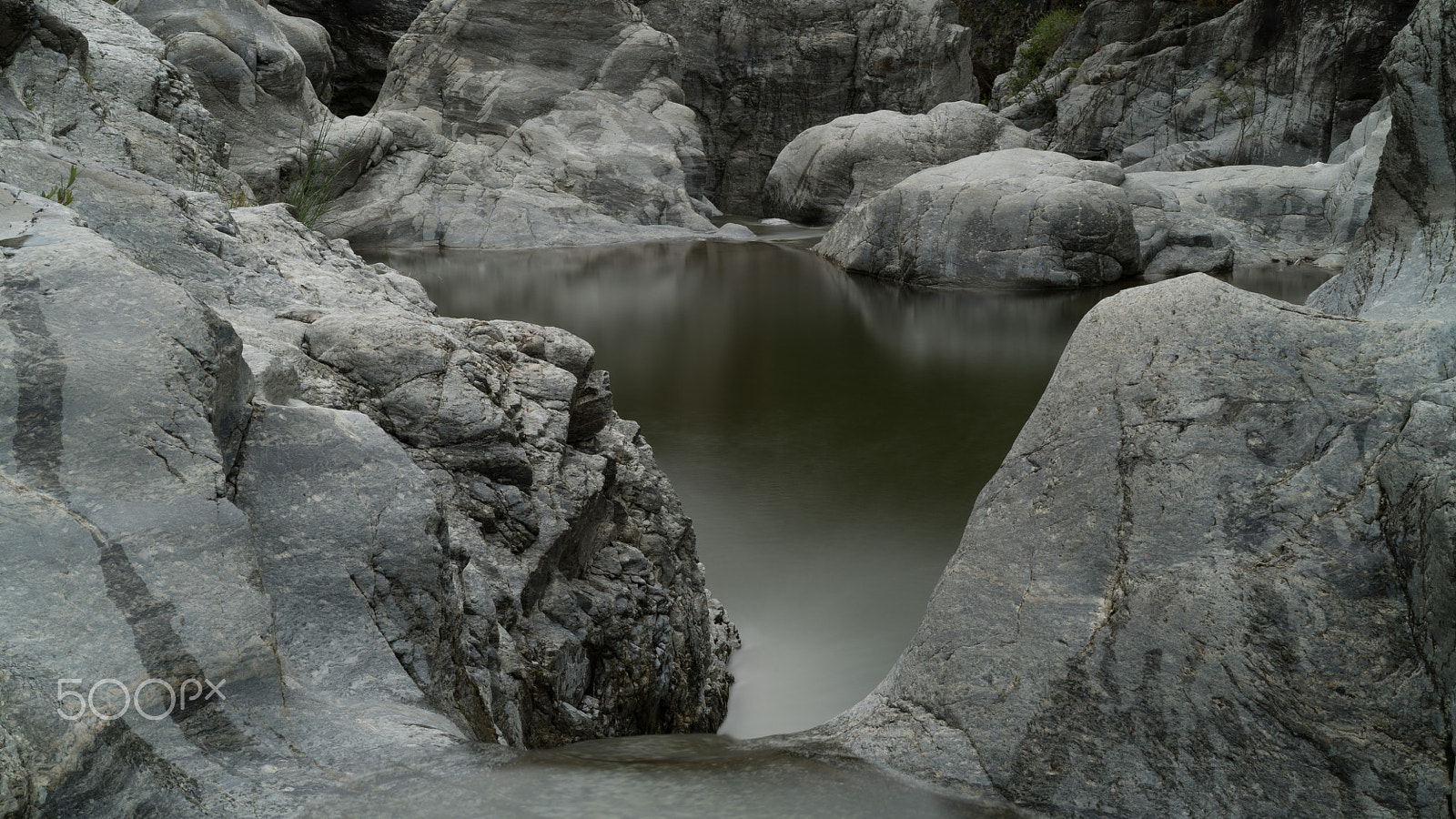 Sony a7S II + Sony Sonnar T* FE 55mm F1.8 ZA sample photo. River photography