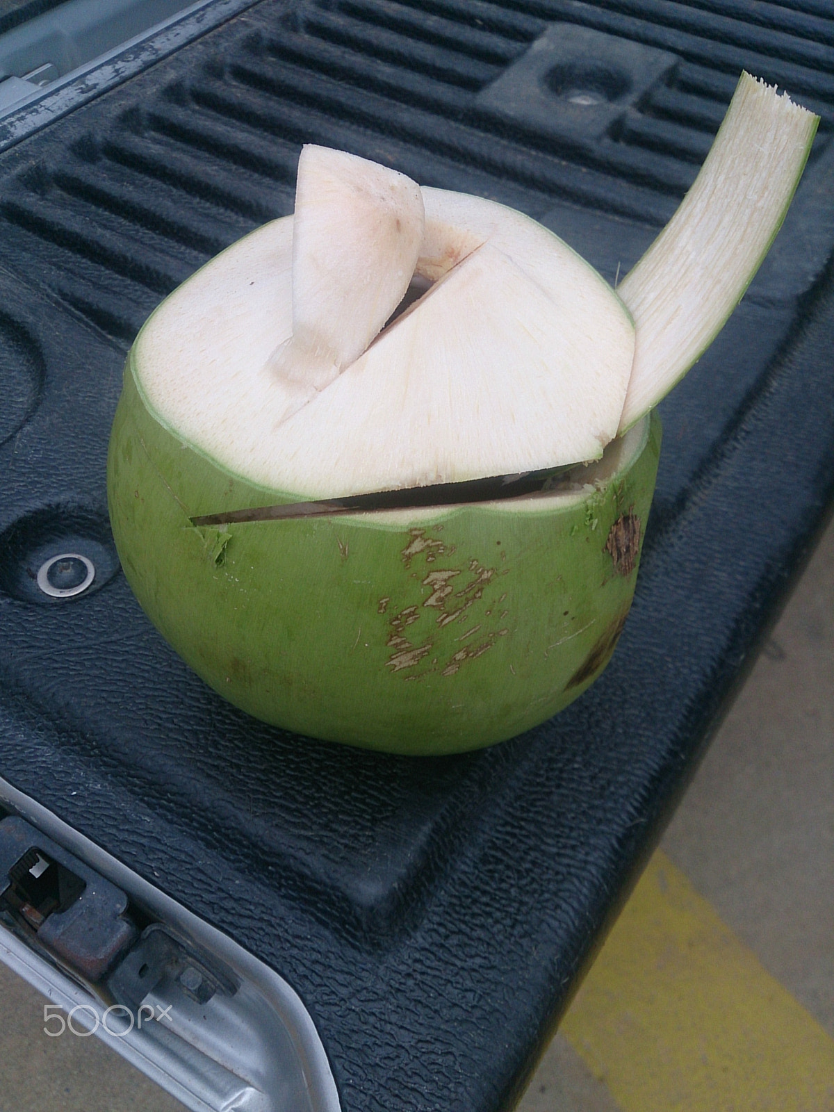 Sony Xperia ZR sample photo. Fresh coconut water photography
