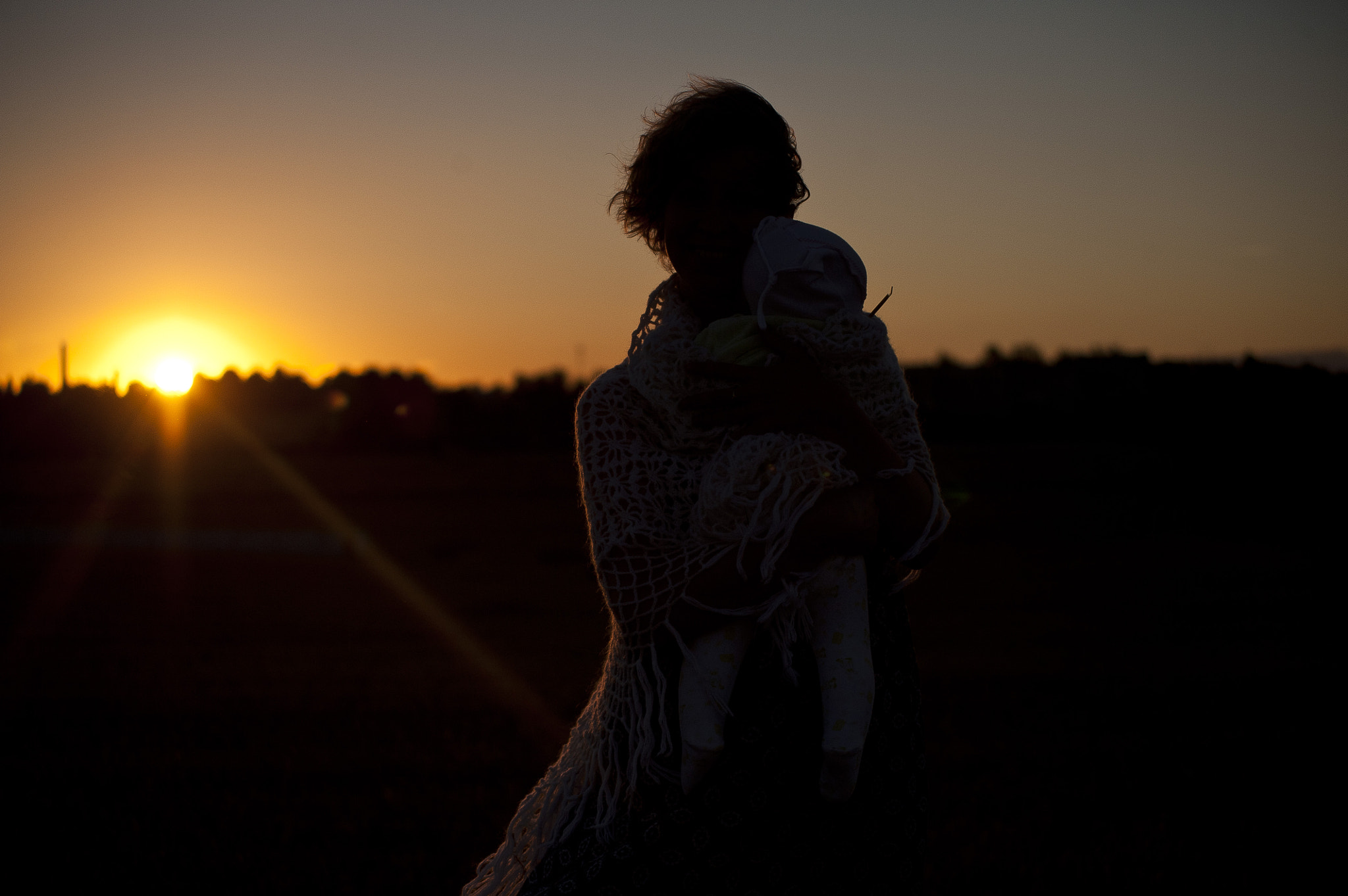 Nikon D700 + AF Zoom-Nikkor 70-210mm f/4 sample photo. Silhouettes on the sunset photography