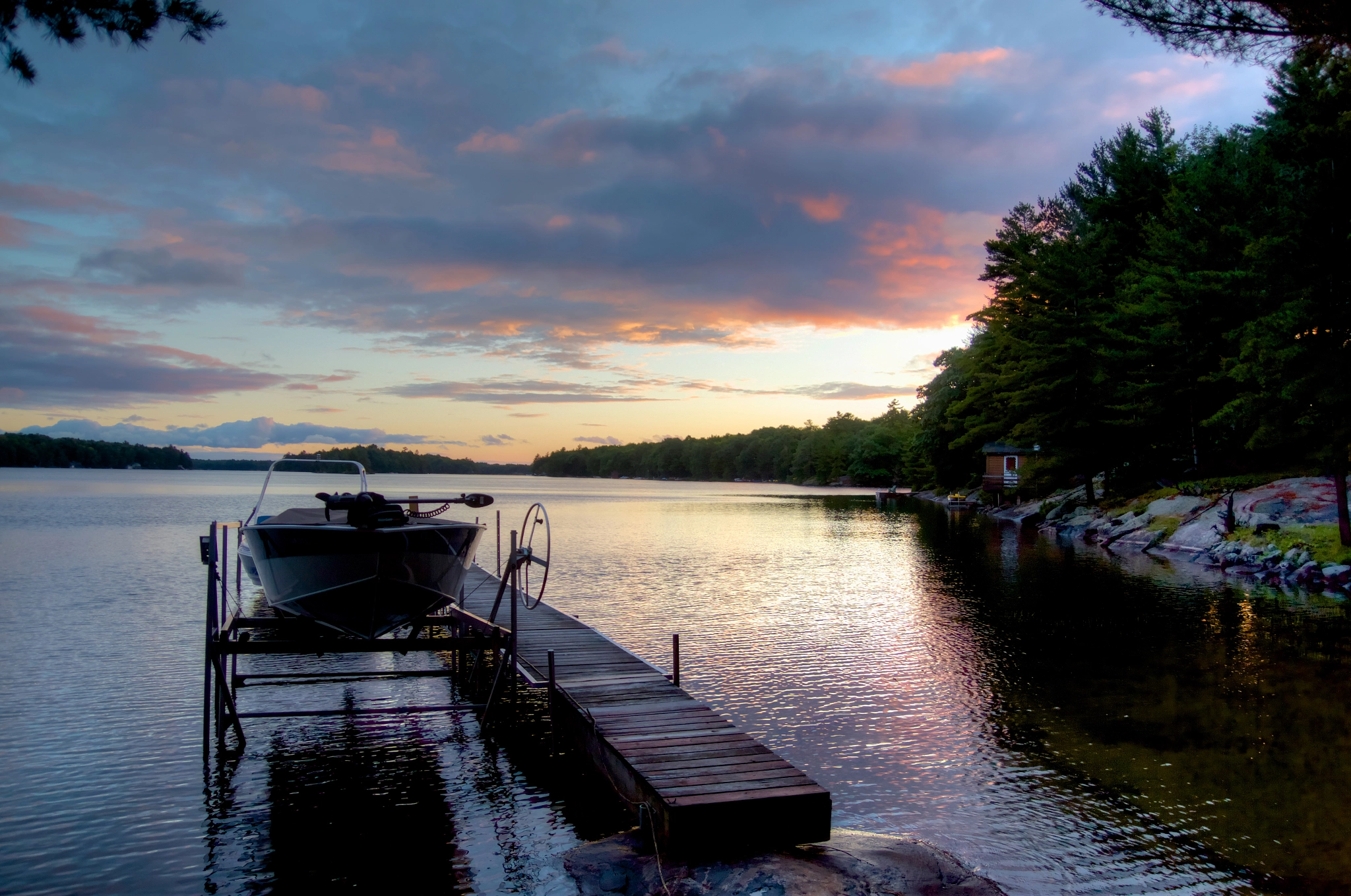 Tamron SP AF 17-50mm F2.8 XR Di II LD Aspherical (IF) sample photo. Sunset at the dock. photography