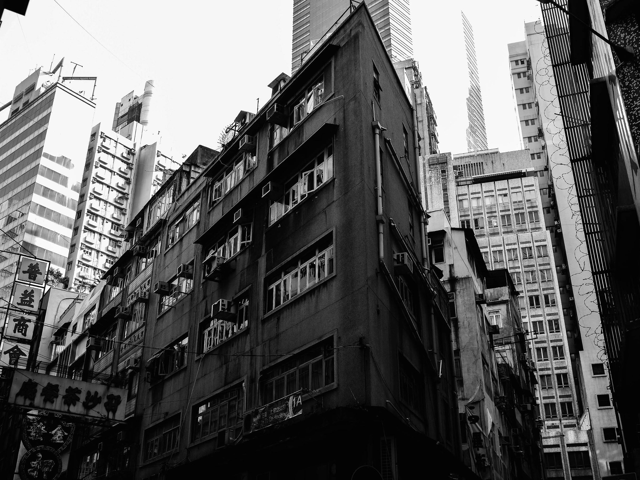 Panasonic Lumix DMC-GH2 + Panasonic Lumix G 20mm F1.7 ASPH sample photo. Urban photography