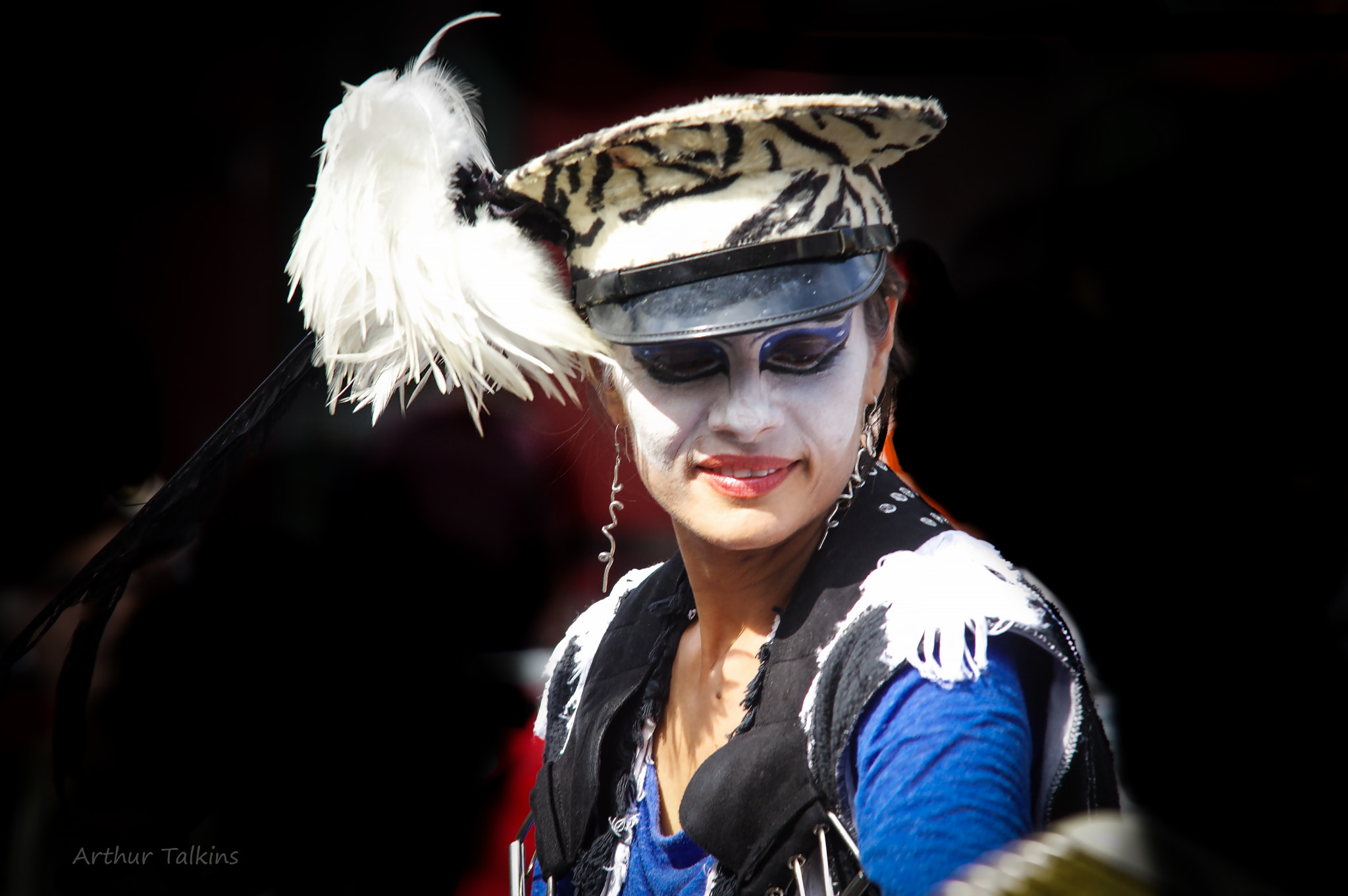 Sigma 70-200mm F2.8 EX DG Macro HSM II sample photo. Street theatre....colour and buzz... photography