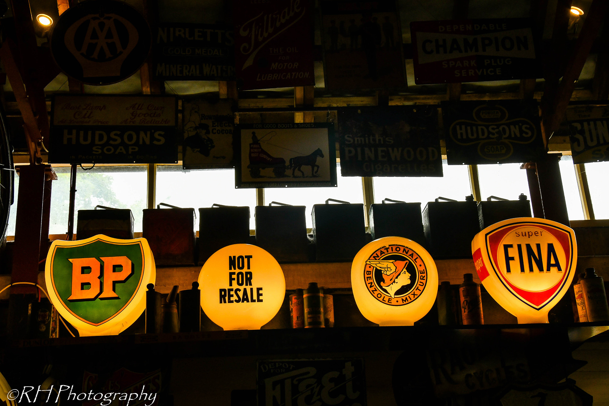 Nikon D500 sample photo. Vintage signs photography