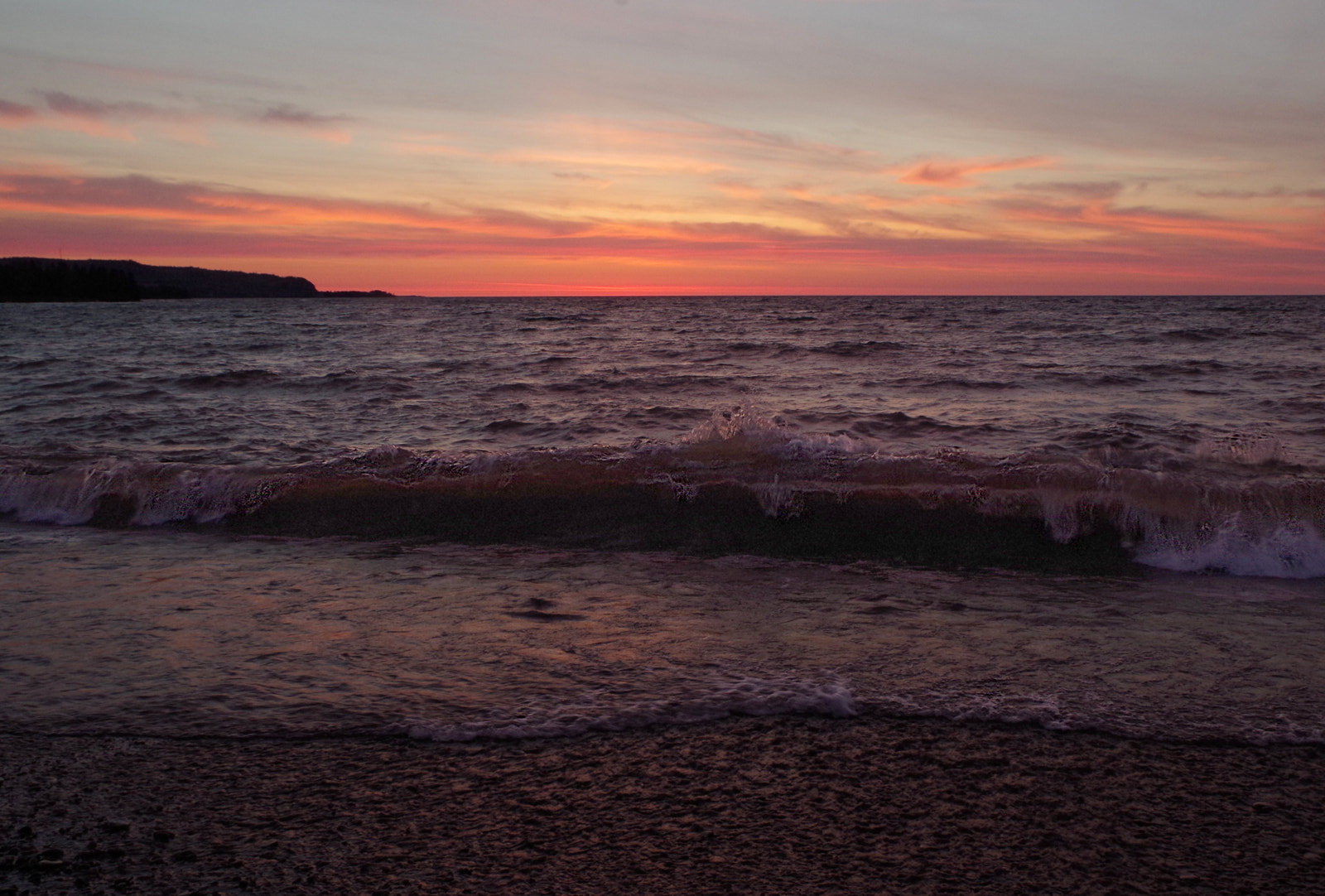 Pentax smc DA 18-55mm F3.5-5.6 ED AL II (IF) sample photo. Pre-dawn surf photography