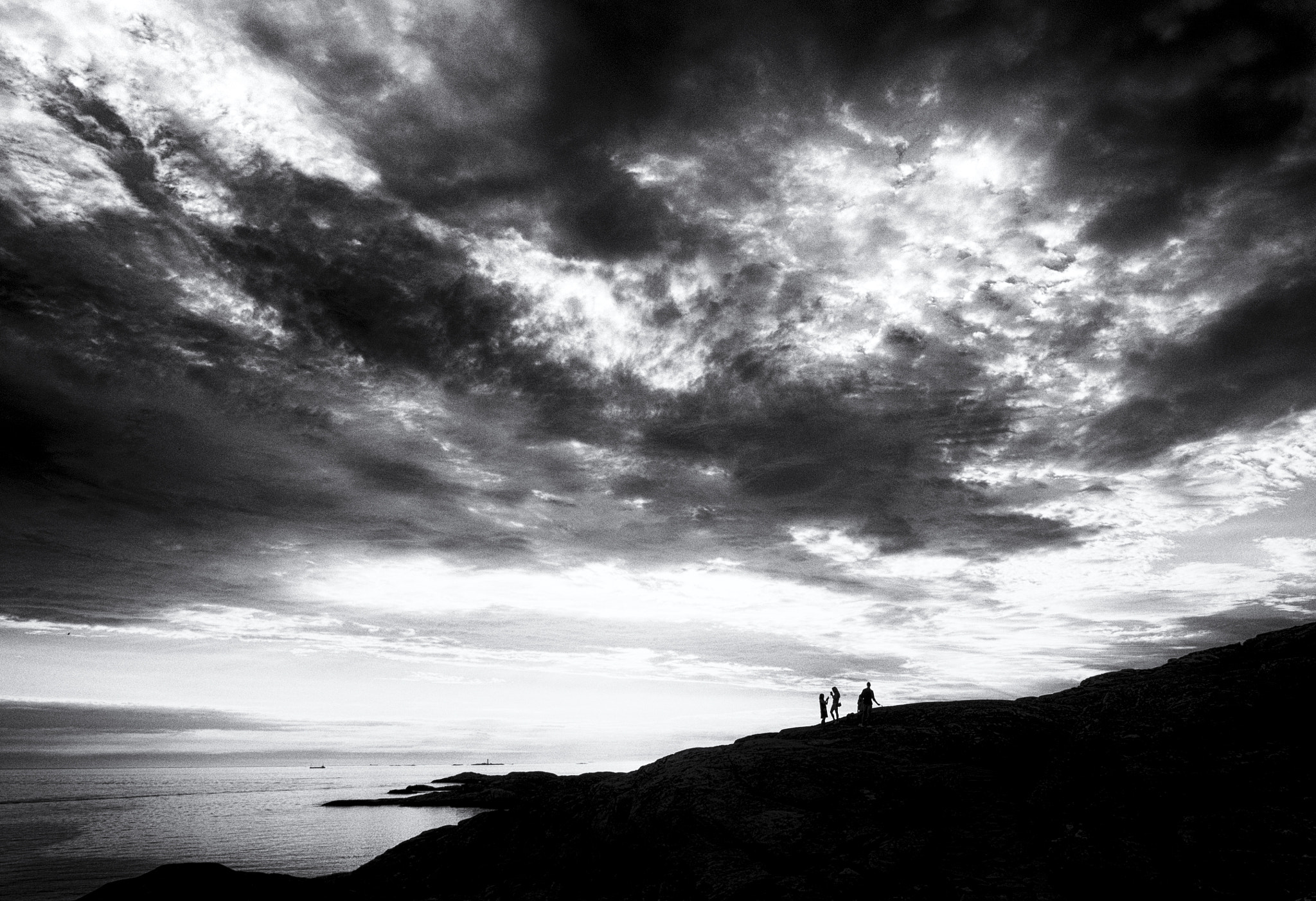 Olympus OM-D E-M5 II + OLYMPUS M.12mm F2.0 Ltd Blk sample photo. Archipelago. photography