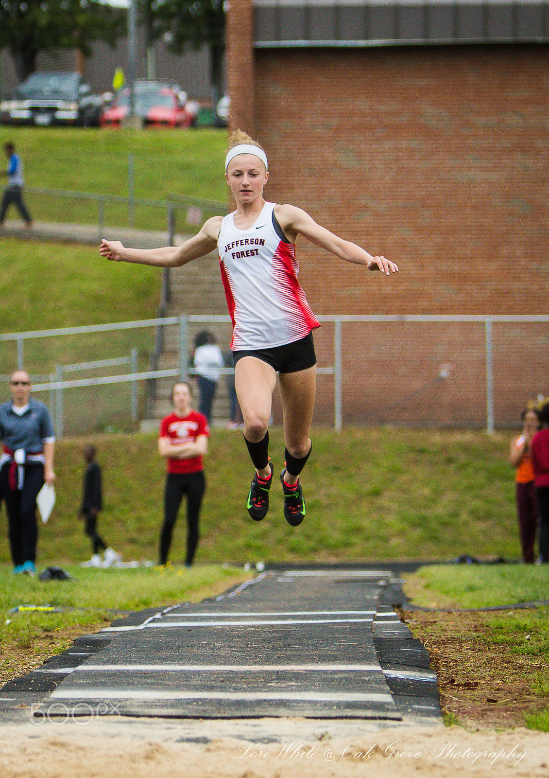Canon EOS 100D (EOS Rebel SL1 / EOS Kiss X7) sample photo. Track and field athlete photography