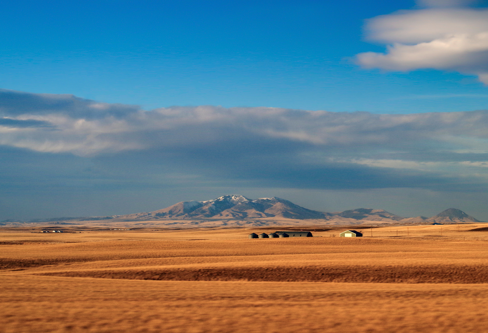 Pentax K-30 sample photo. Montana prairie and mountains photography