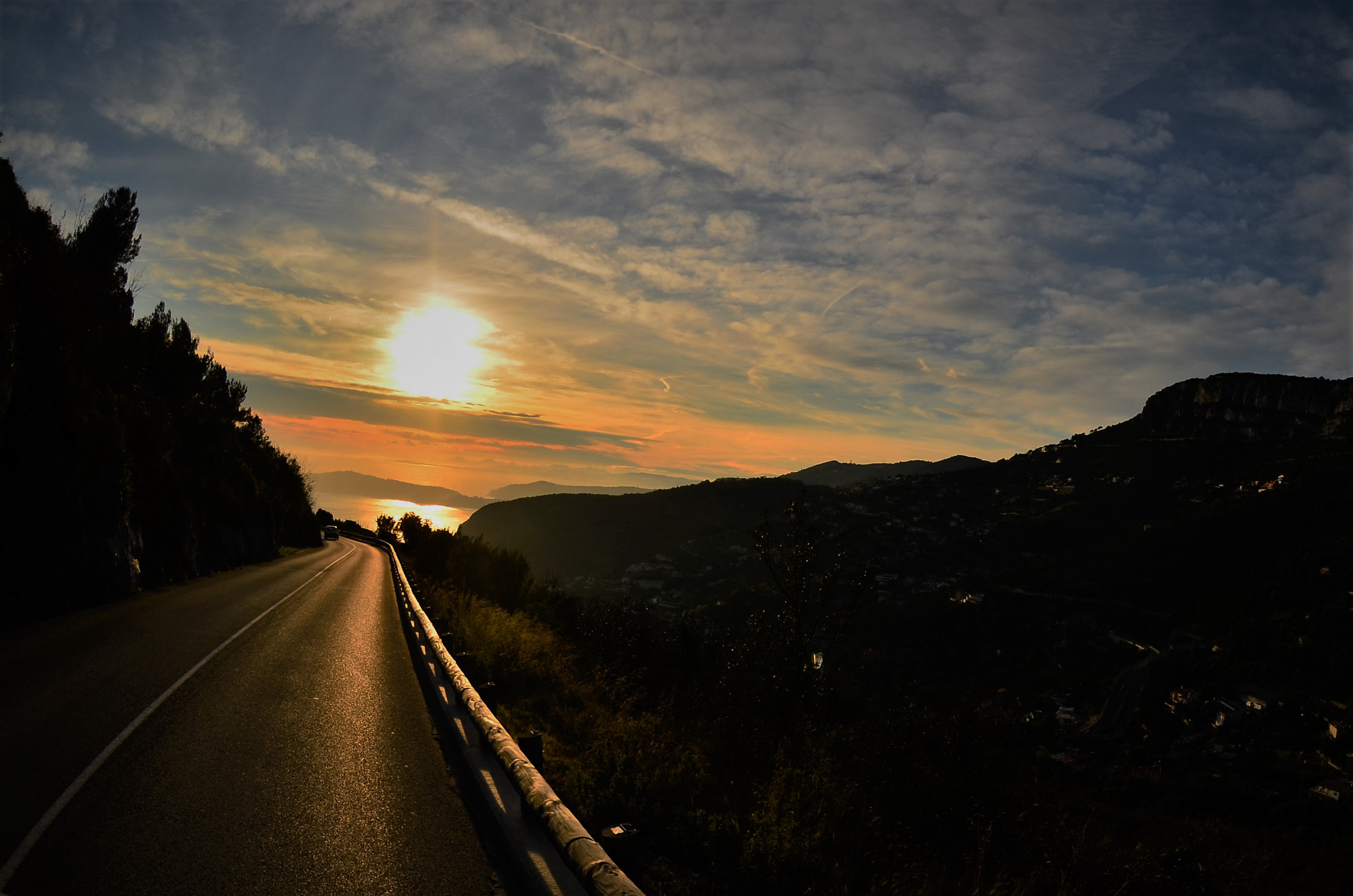 Nikon AF DX Fisheye-Nikkor 10.5mm F2.8G ED sample photo