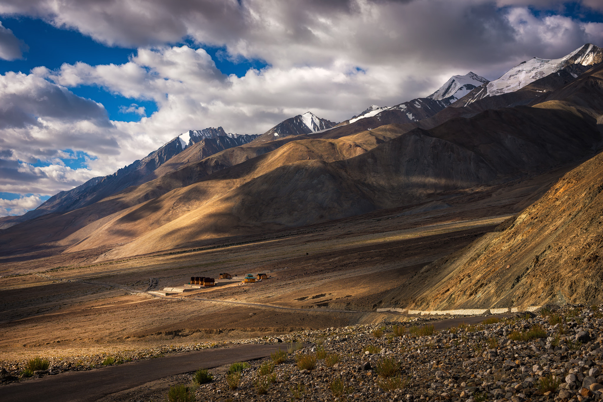 Nikon D800E + Nikon AF Nikkor 50mm F1.4D sample photo. Mount in india photography