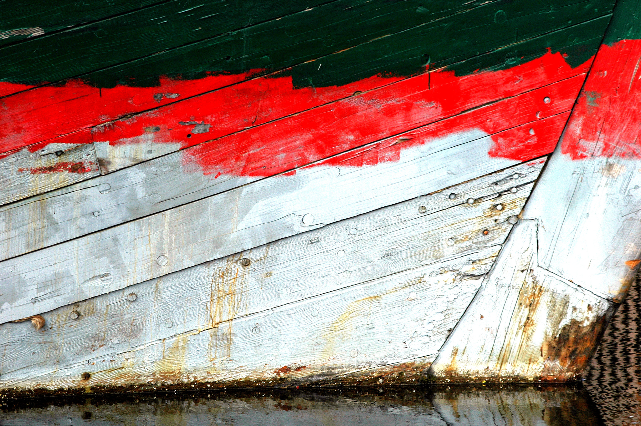 Nikon D70 sample photo. Boat hull. photography