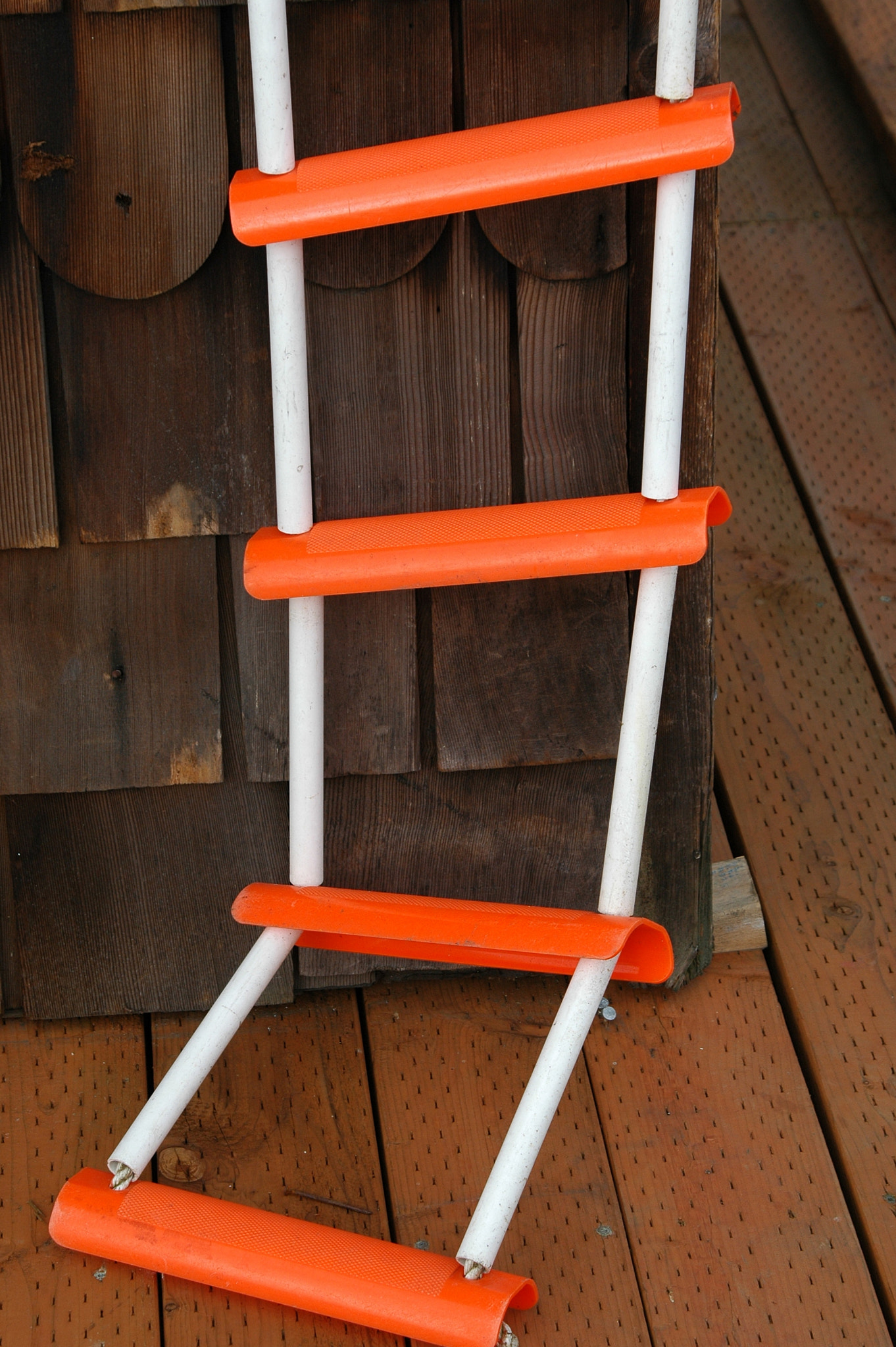 Nikon D70 sample photo. Emergency ladder. photography