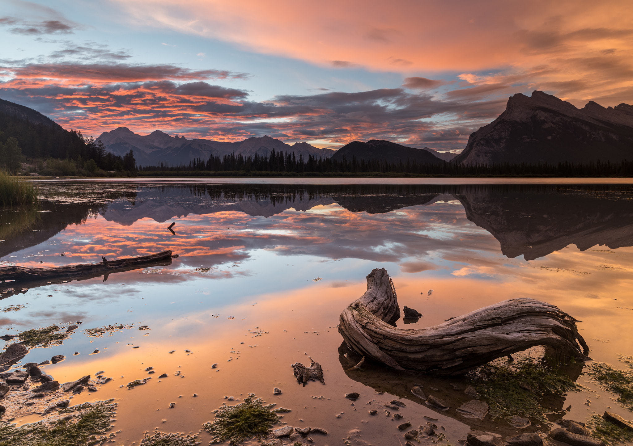 HD Pentax-DA645 28-45mm F4.5ED AW SR sample photo. Vermillion lakes photography