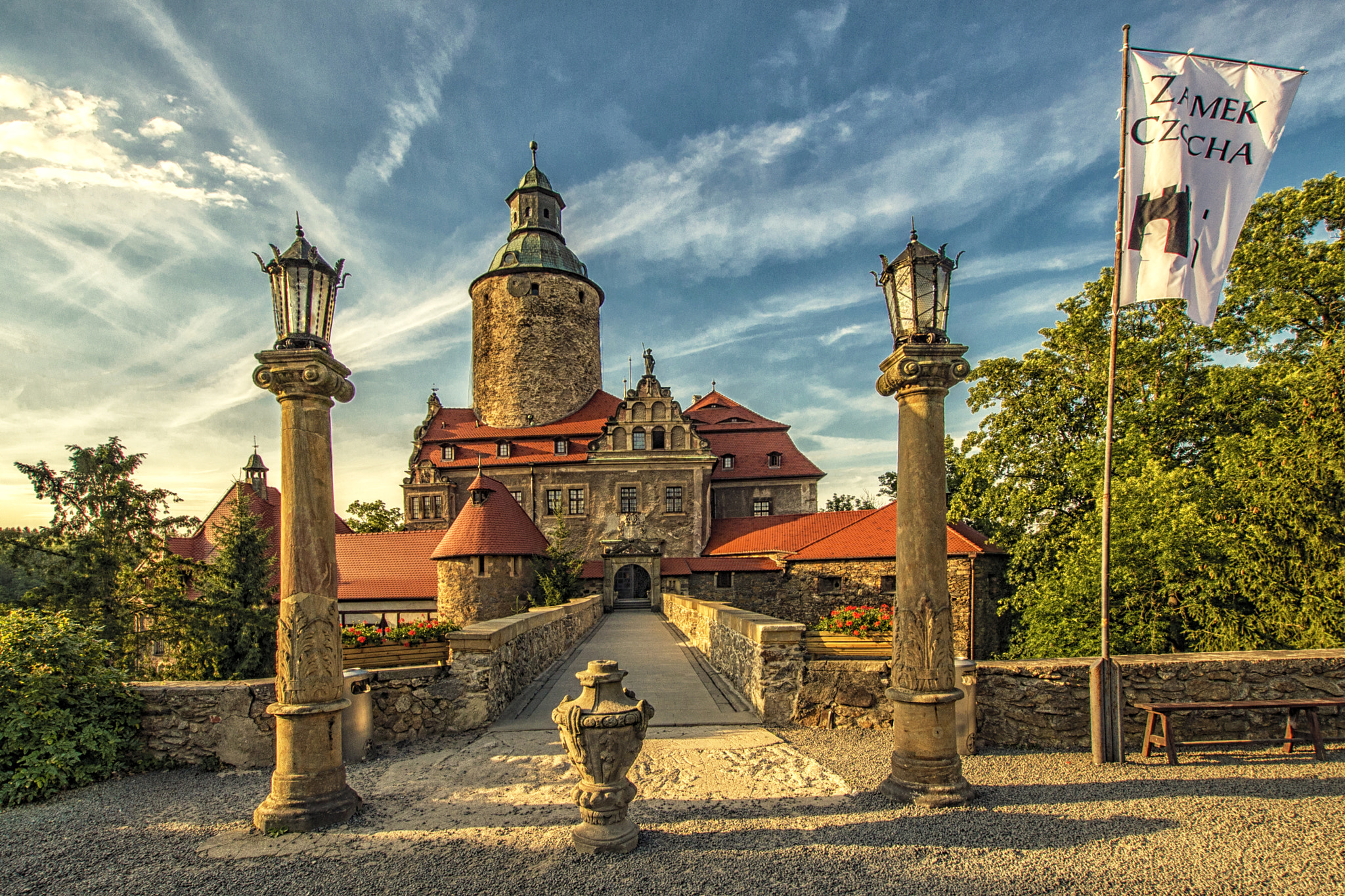 Nikon D610 + Sigma 10-20mm F3.5 EX DC HSM sample photo. Czocha castle photography