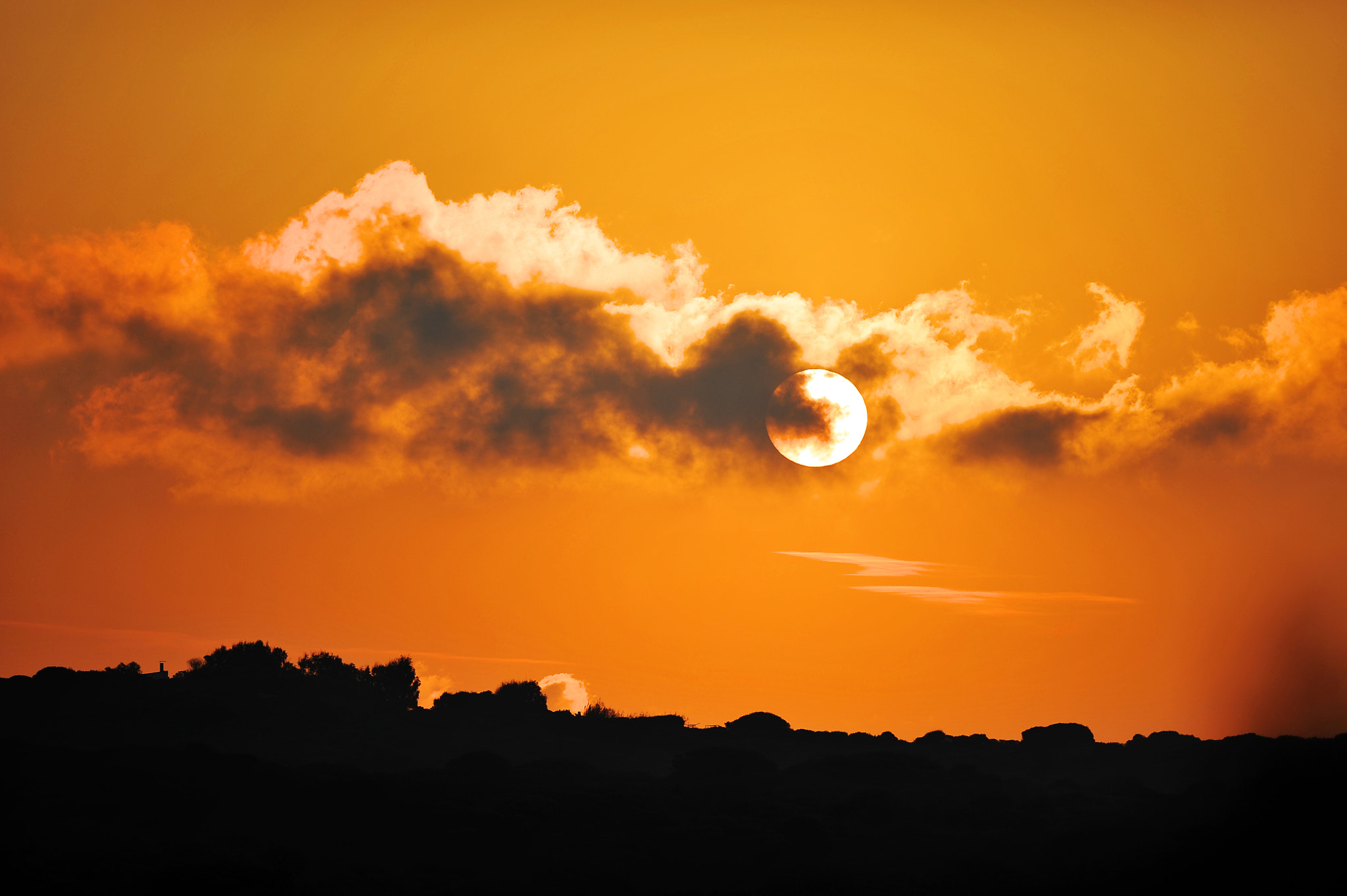 Nikon AF-S Nikkor 300mm F2.8G ED-IF VR sample photo. Sunrise photography