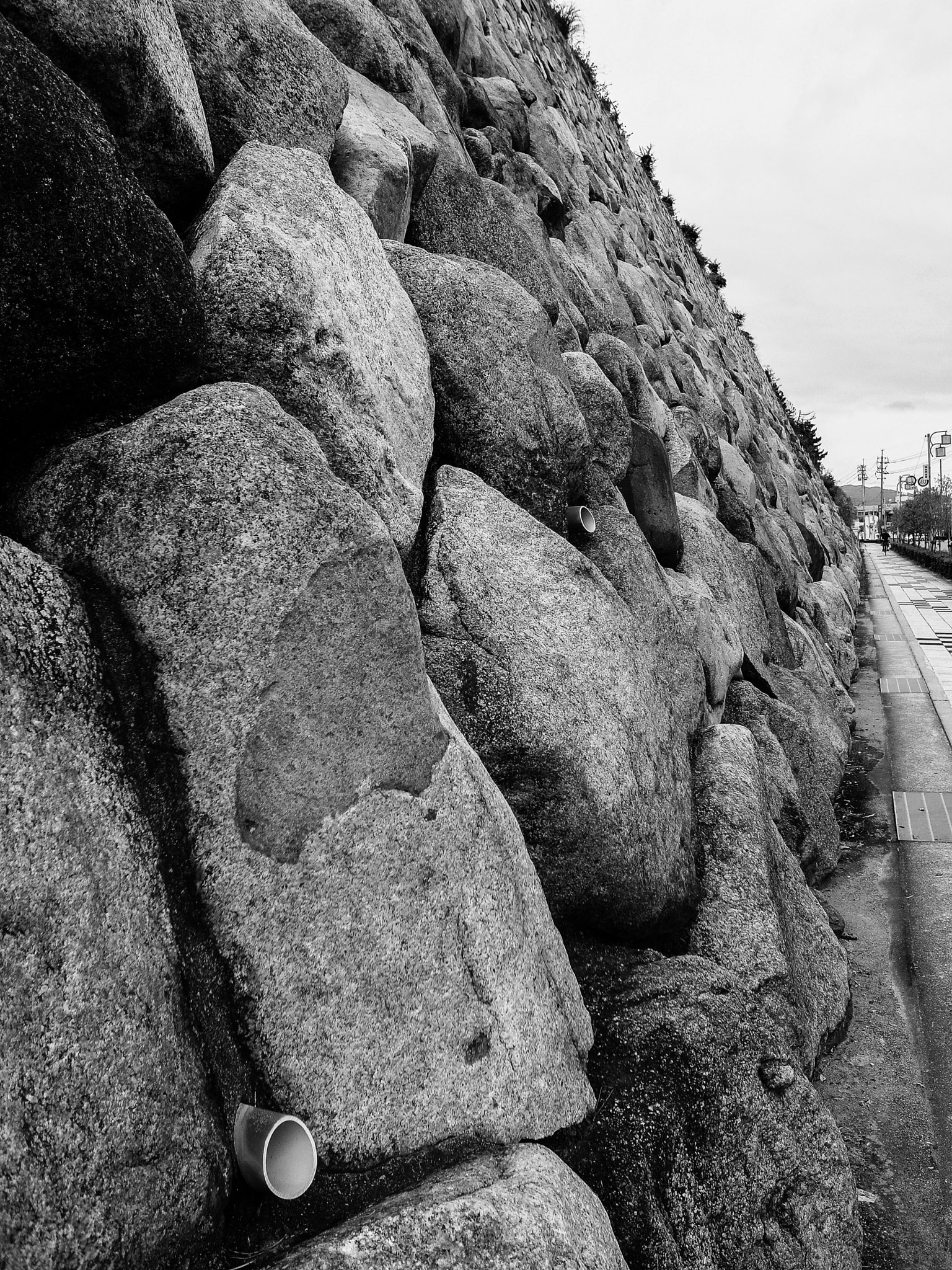 RICOH GR LENS sample photo. Stone embankment photography