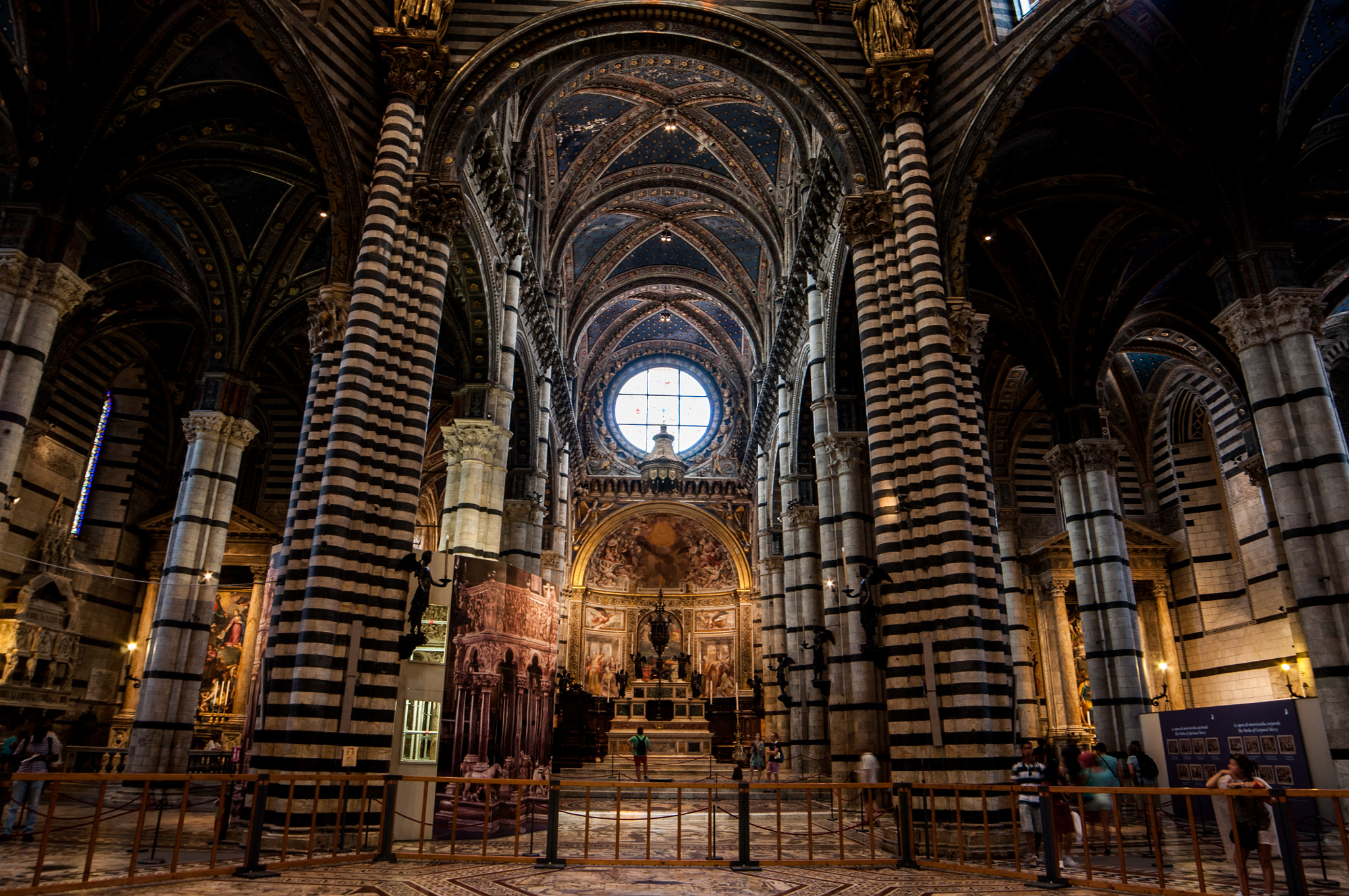 Samyang 14mm F2.8 ED AS IF UMC sample photo. Duomo di siena photography